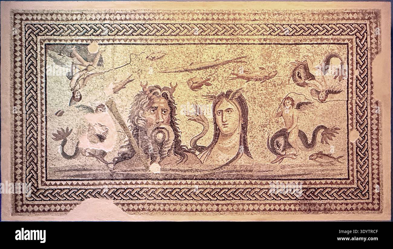 Oceanos et Téthys, mosaïques anciennes, sont situés dans le Musée de la mosaïque de Zeugma dans la ville de Gaziantep, en Turquie. Banque D'Images