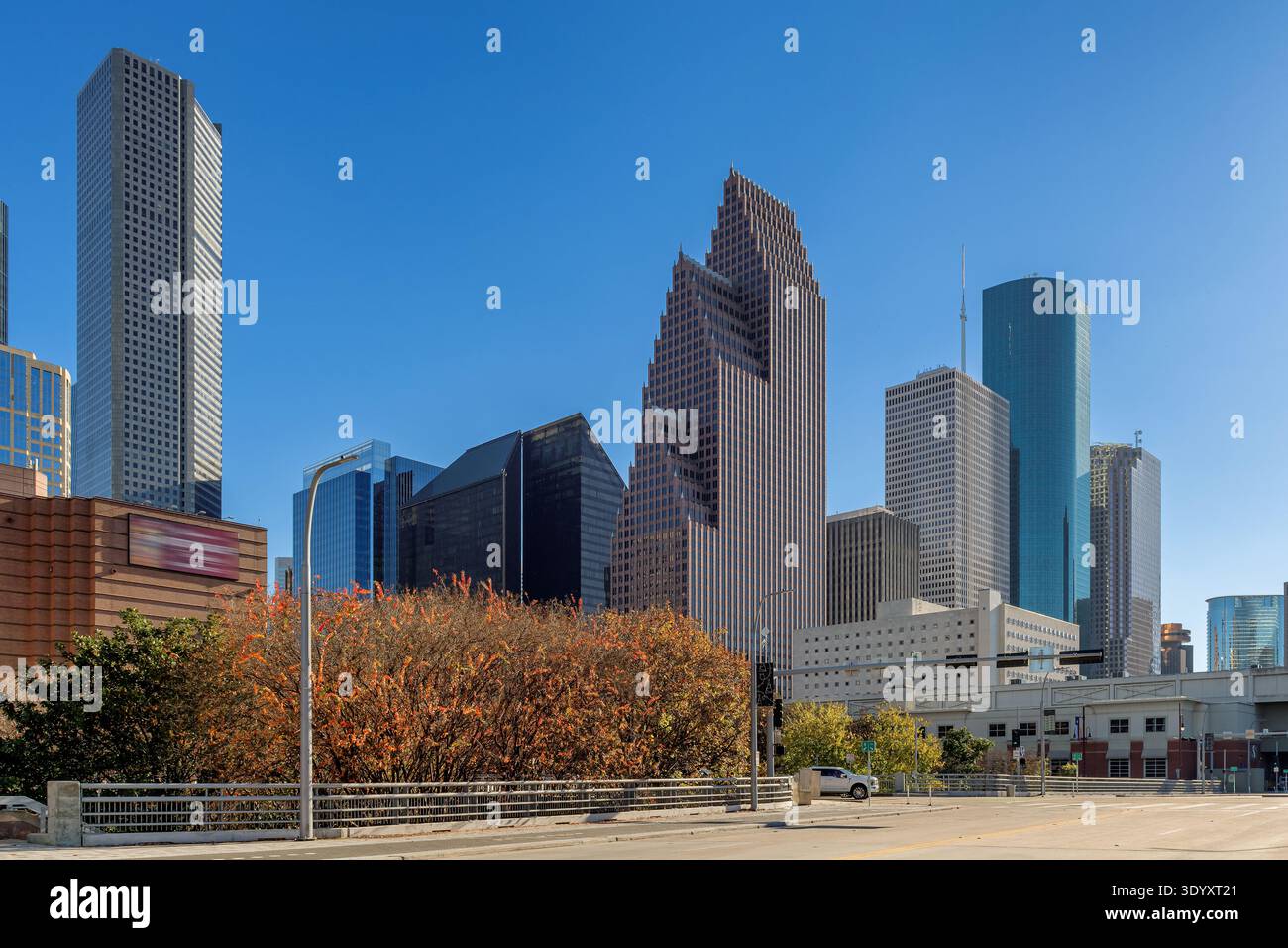 Houston Downtown skyline lors de la journée ensoleillée d'automne au Texas, États-Unis Banque D'Images