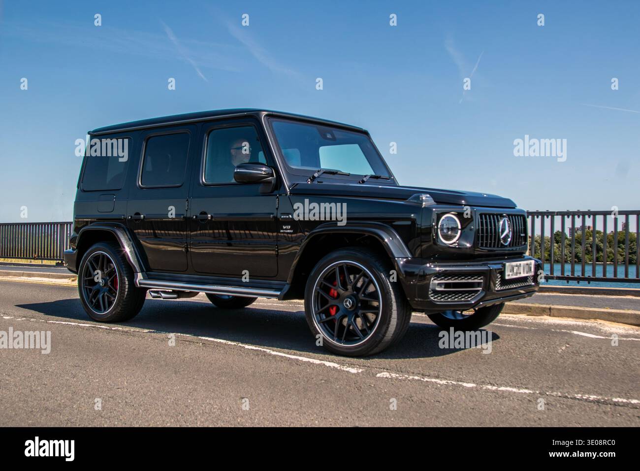 Mercedes-Benz classe G, G-Wagon 2020. 4x4 tout-terrain de luxe, AMG 63 : voyage sur la route côtière de Southport, Marine Drive, Royaume-Uni Banque D'Images