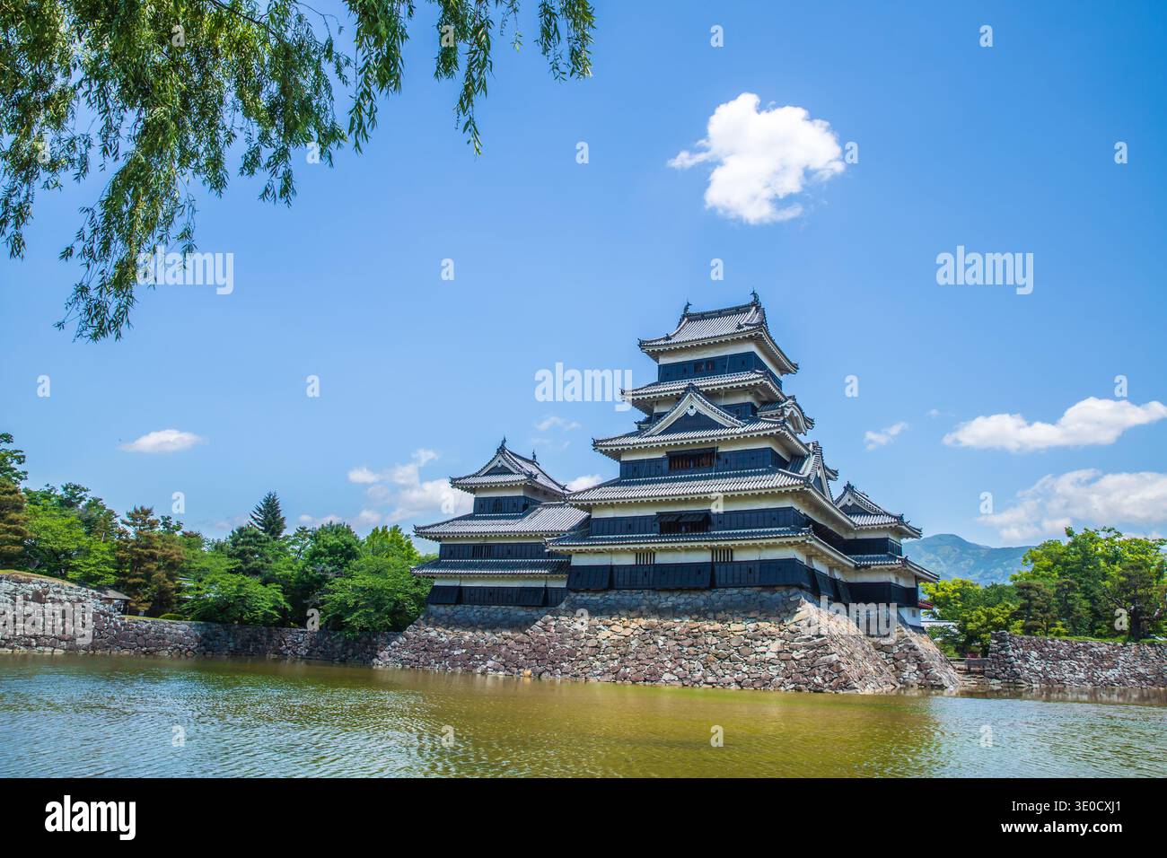 Château de Matsumoto, trésor national de la préfecture de Nagano Banque D'Images