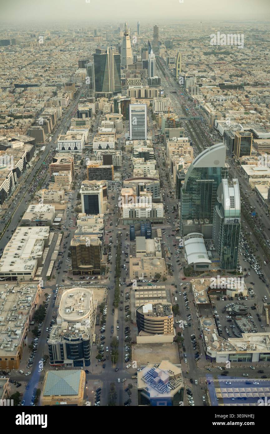 Vue depuis le sommet de la tour Kingdom Centre surplombant Riyad, la capitale de l'Arabie saoudite Banque D'Images