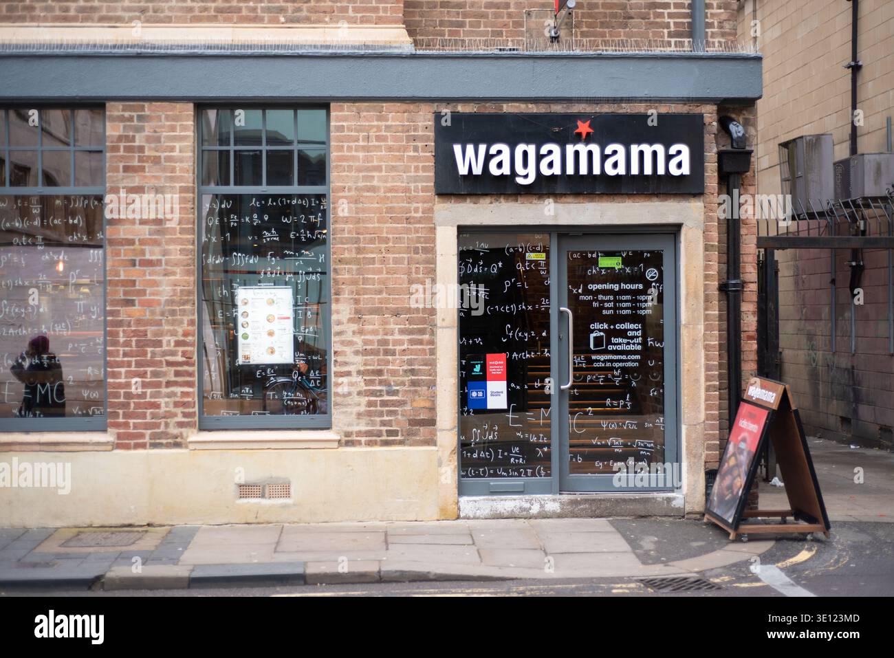 Wagamama Restaurant japonais asiatique à Oxford, Royaume-Uni Banque D'Images
