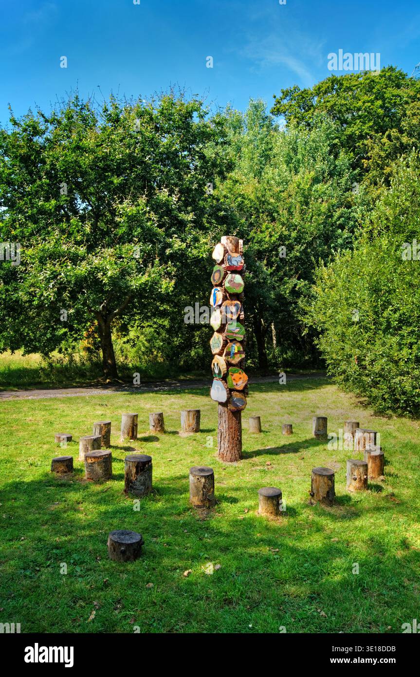 UK, Somerset, Chard Reservoir & nature Reserve, Totem Pole et Wooden Circle. Banque D'Images