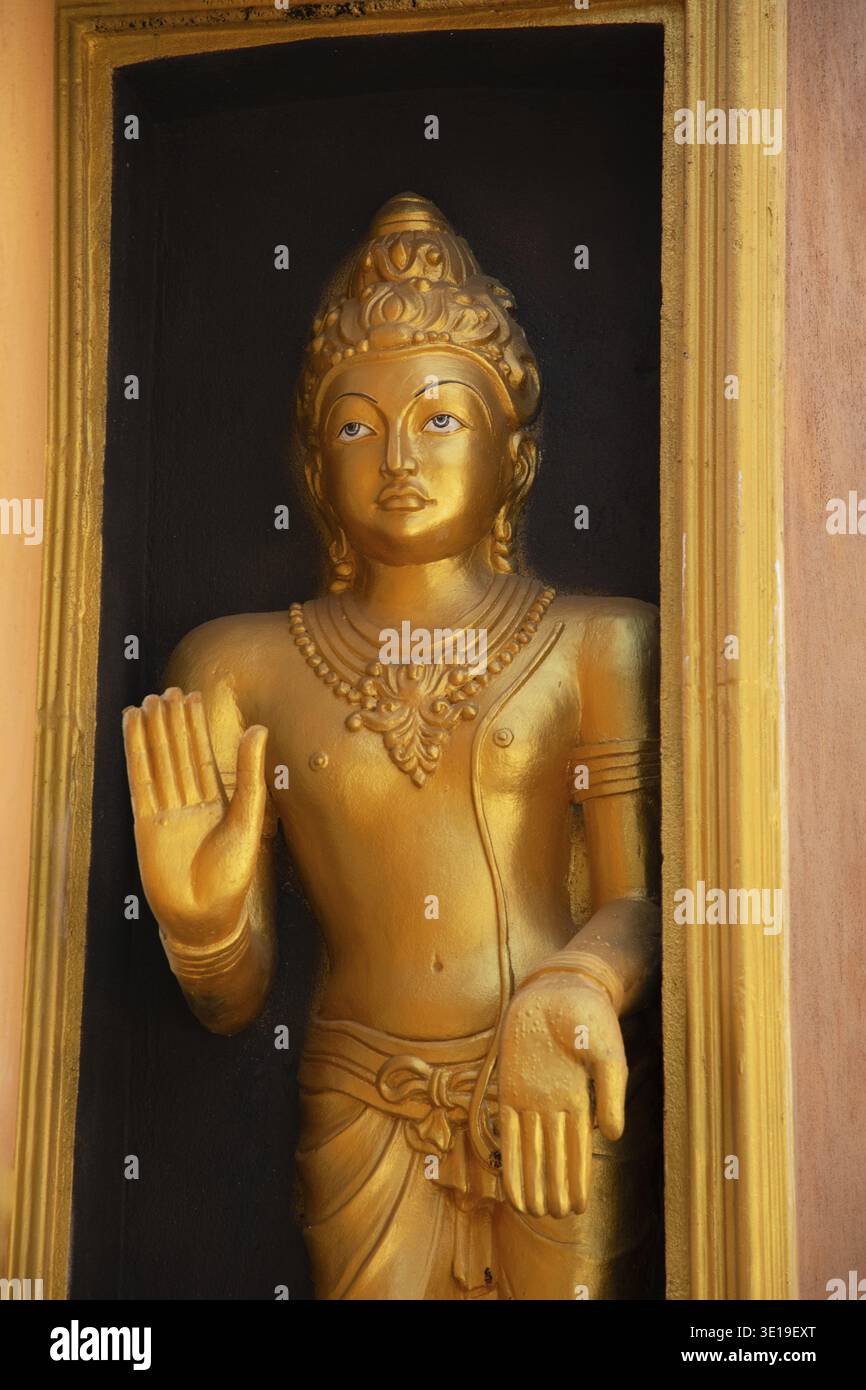 Aluthgama, Sri Lanka 07. 02. 2023 Statue dans le temple Kande Viharaya à Aluthgama près du populaire centre touristique Bentota et Beruwala. belle construction bouclée Banque D'Images