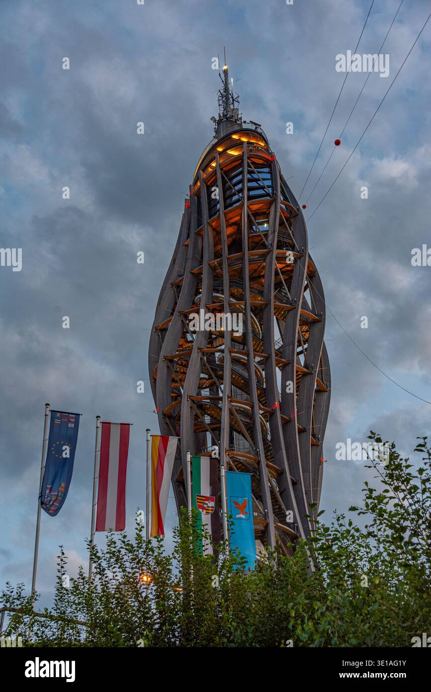 Tour de guet Pyramidenkogel dans Austria.IMAGE Banque D'Images
