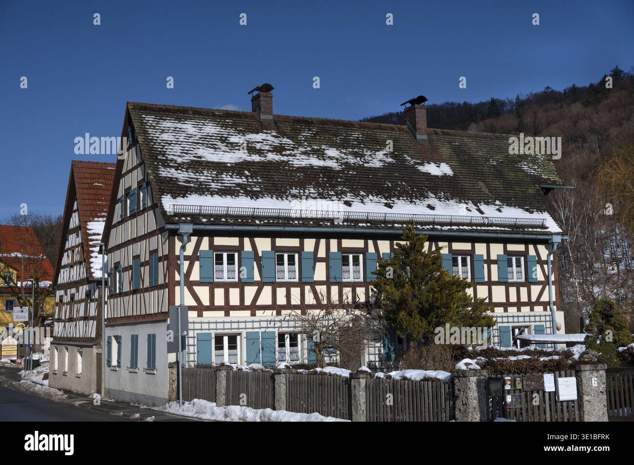 Historisches Fachwerkwohnhaus, Egloffstein, haute-Franconie, Bavière, Allemagne Banque D'Images