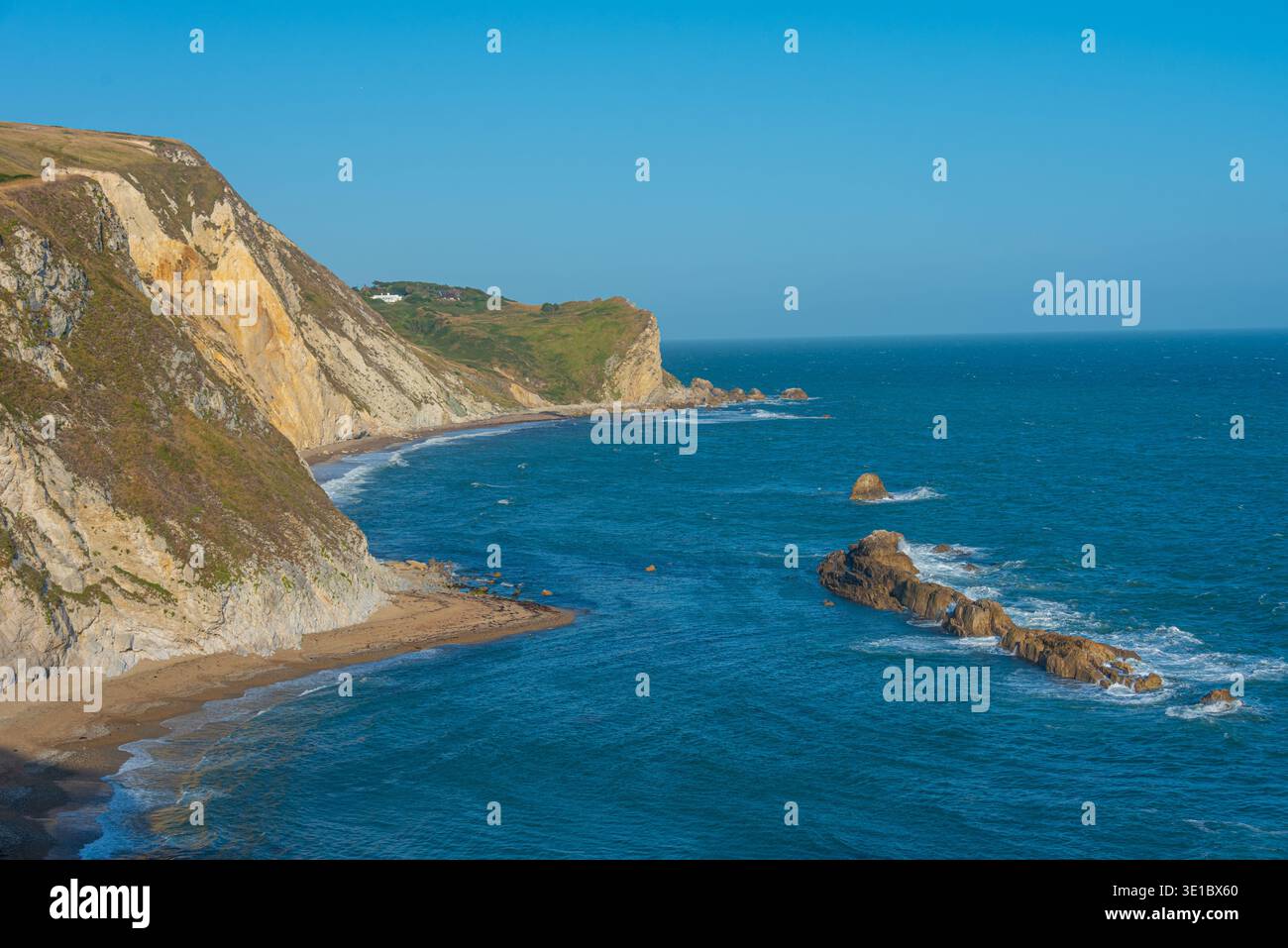 Falaises blanches près de la porte Durdle en Angleterre.IMAGE Banque D'Images