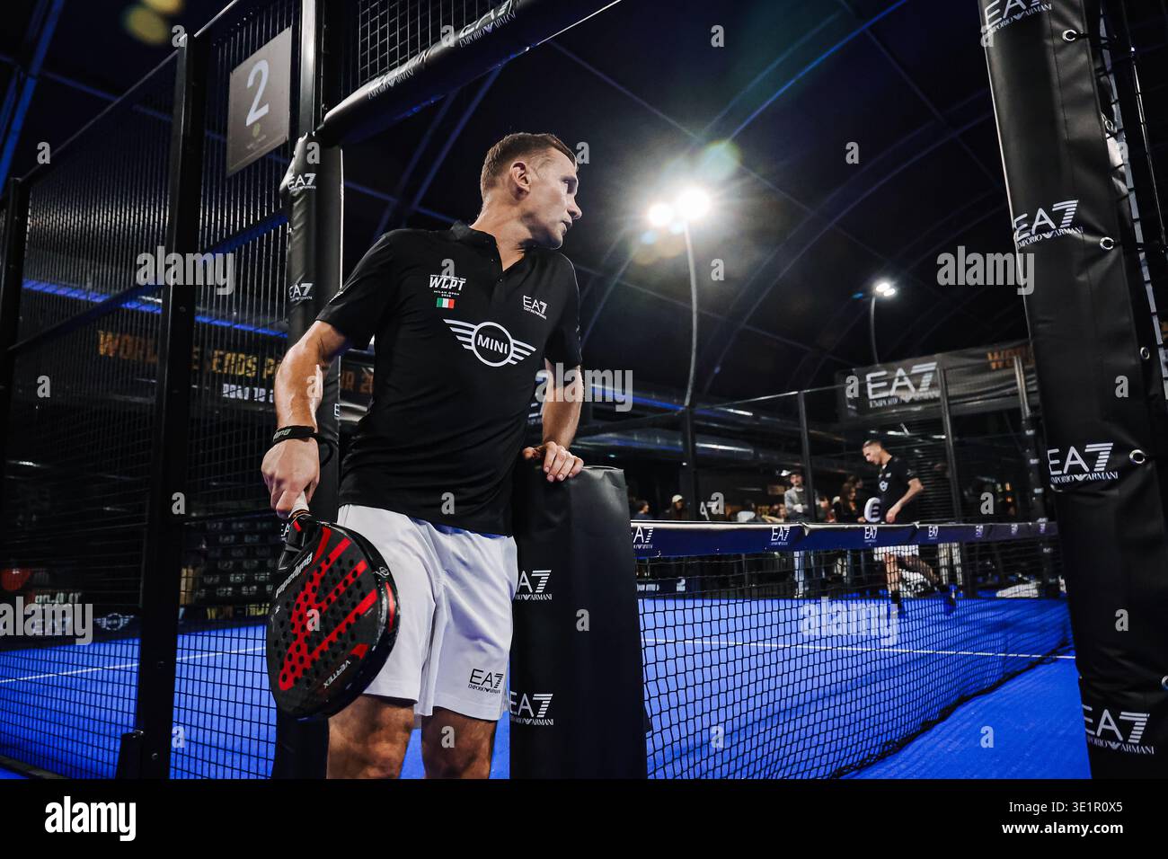 Milan, le tournoi EA7 World Legends Padel Tour 2026 avec des légendes du football sur le terrain au Padel Zenter Scalo Farini. Photo : Andriy Shevchenko (ancien footballeur ukrainien) Banque D'Images