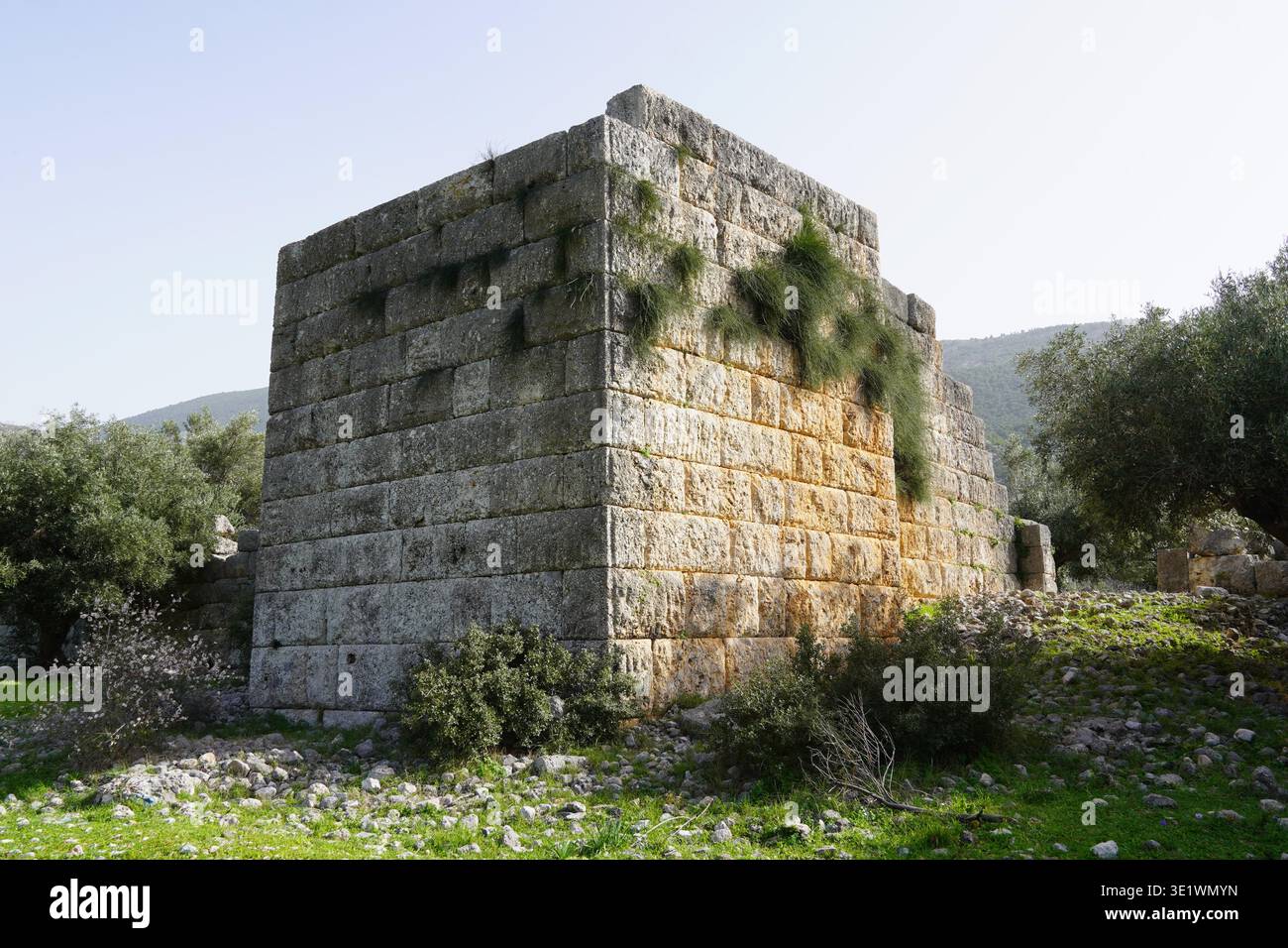 Une tour de l'ancienne, IVe siècle av. J.-C., forteresse d'Aigosthena, en Attique, Grèce Banque D'Images