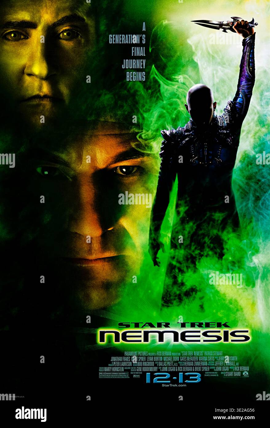 Star Trek Nemesis (2002) réalisé par Stuart Baird avec Patrick Stewart, Jonathan Frakes et Brent Spiner. Picard affronte son clone Shinzon, un clone malhonnête qui complote de détruire la Terre avec une arme thalaron du Scimitar contrôlé par Reman. Les données se sacrifient pour sauver l'entreprise. Photographie d'une affiche américaine originale de 2002 À USAGE ÉDITORIAL EXCLUSIF. Crédit : BFA / Paramount Pictures Banque D'Images