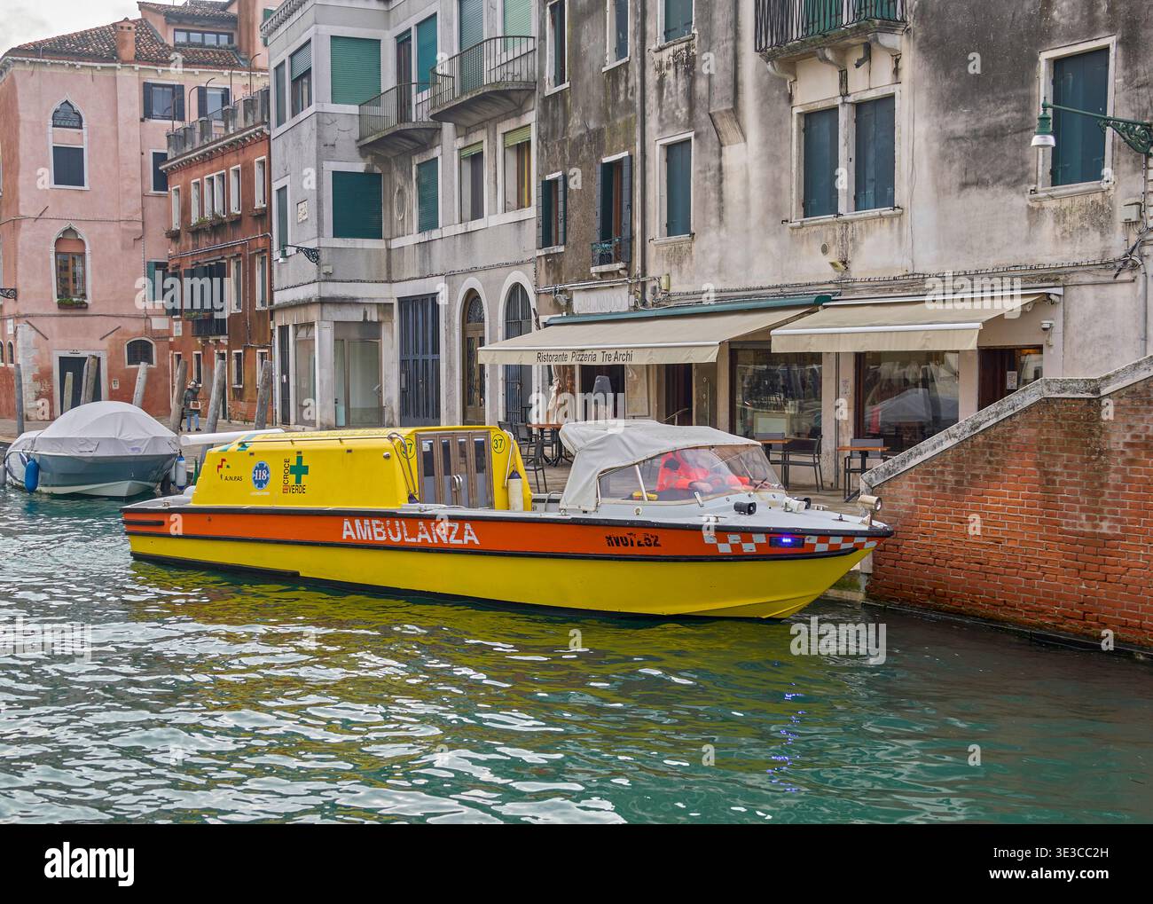 Venise Venezia ambulance bateau ou ambulance aquatique Banque D'Images