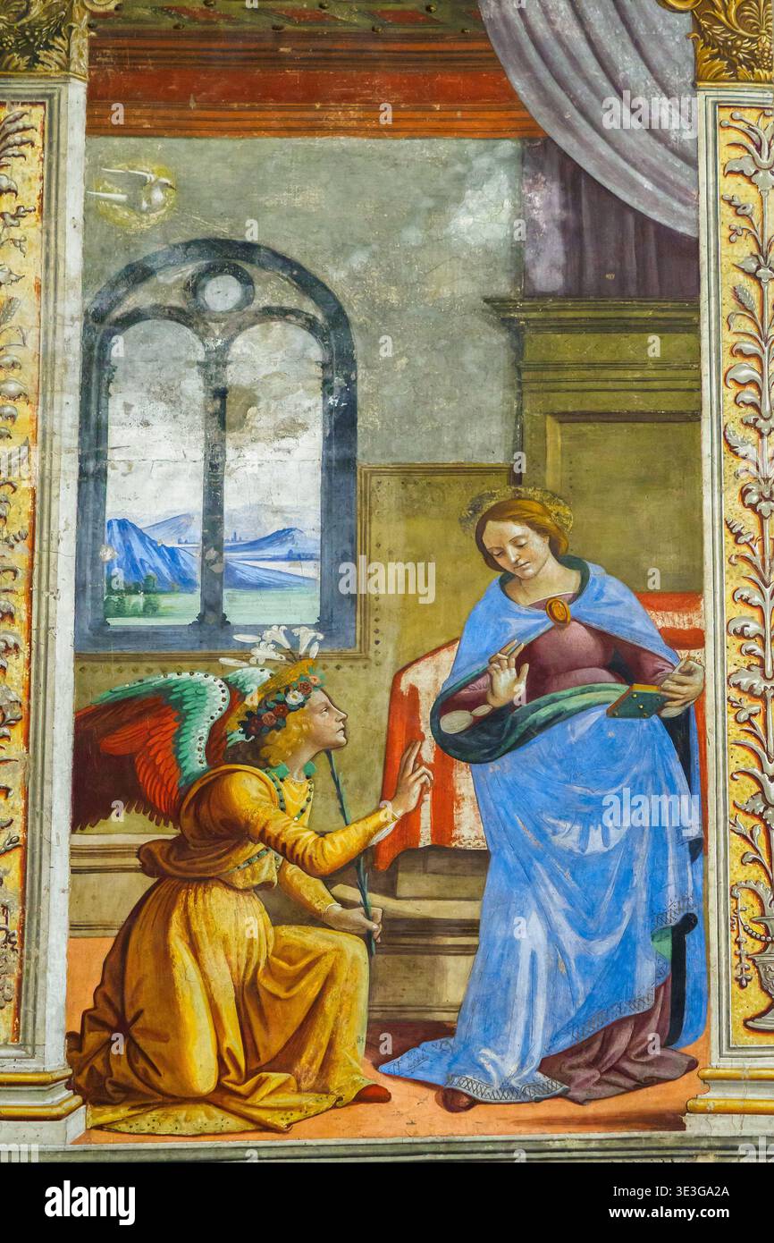 Annonciation de Marie par Domenico Bigordi, connu sous le nom de Ghirlandaio (1449 – 1494) et son atelier - Chapelle Tornabuoni (chapelle principale) - Basilique de Santa Maria Novella - Florence, Italie Banque D'Images