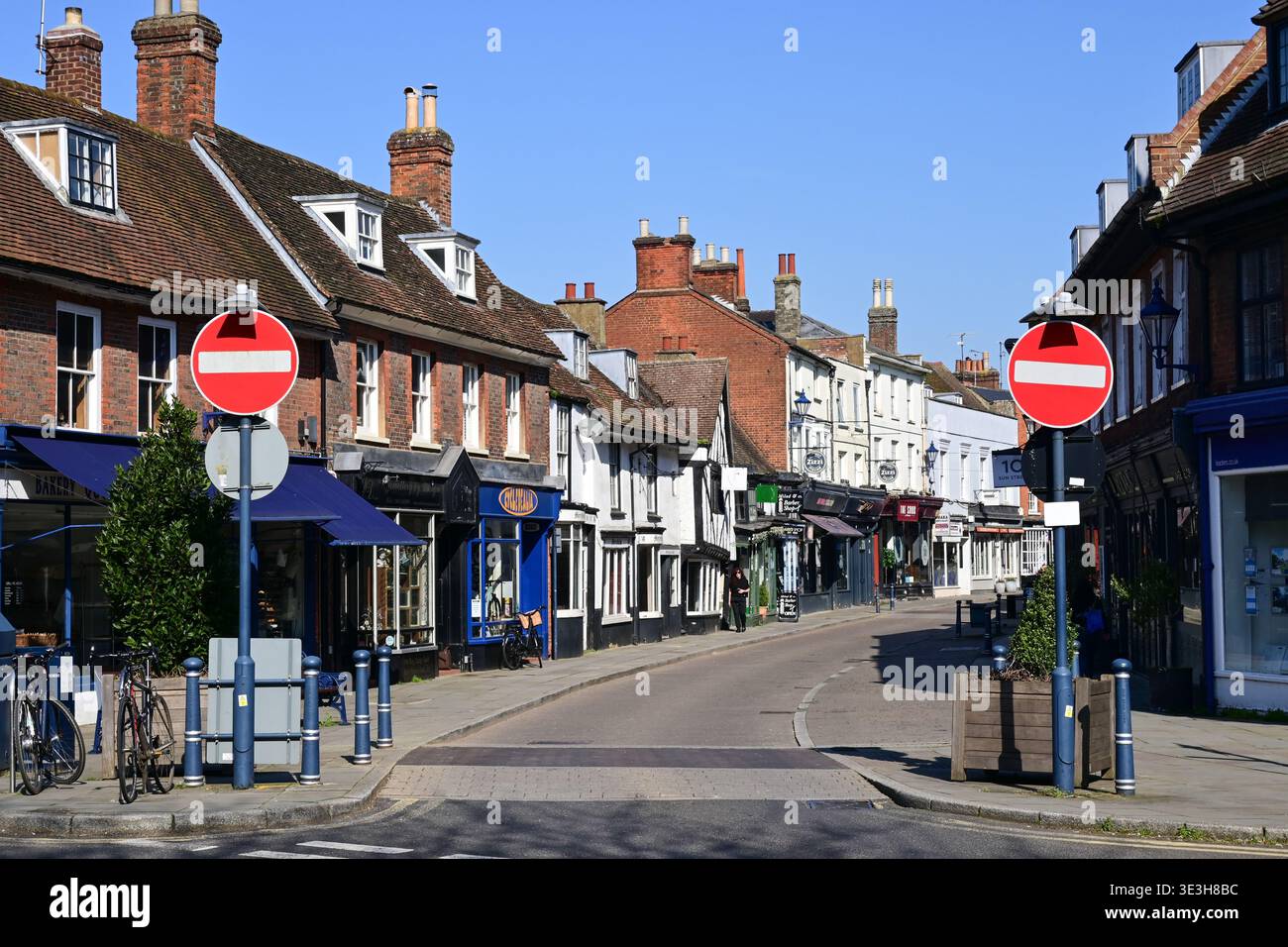 Panneaux « interdiction d'entrée » pour Sun Street, Hitchin, Hertfordshire, Angleterre, Royaume-Uni Banque D'Images
