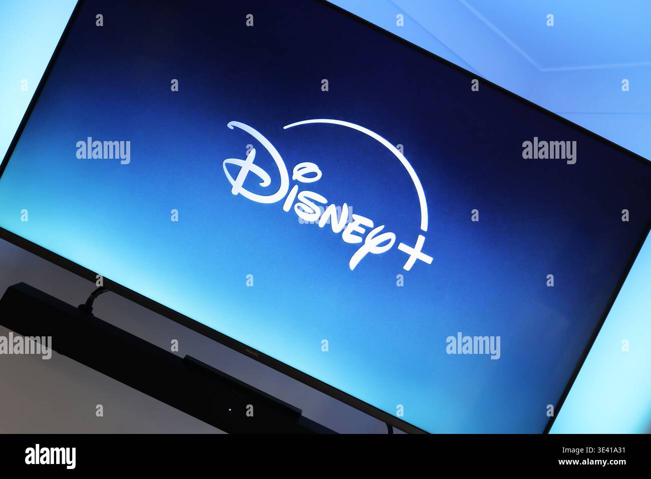Chaînes TV streaming au Royaume-Uni, NOW TV, NOW, Disney plus, Disney Channel, canal 4, canal 4, plus 4, plus 4, plus 4, canal 5, MY5, ITV X, ITV, BBC Banque D'Images