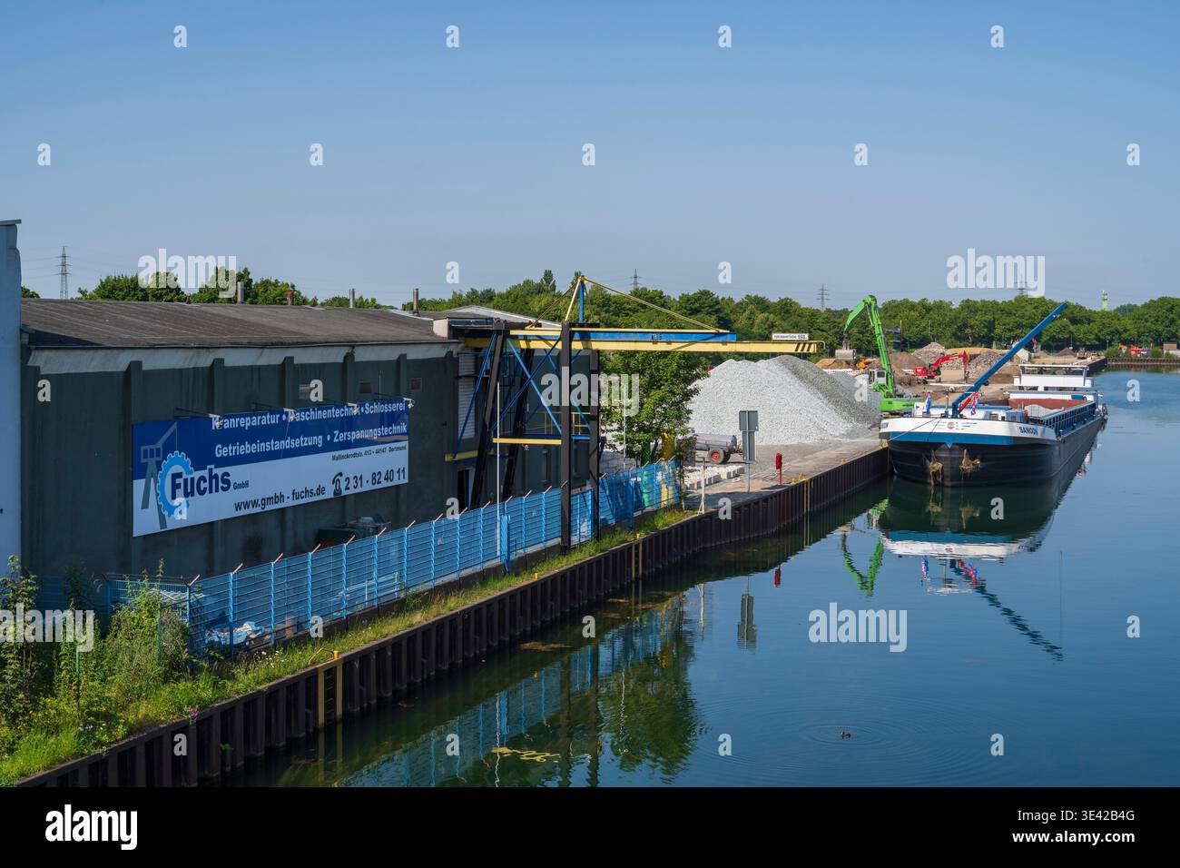 Navire de transport au quai de Dortmund Banque D'Images