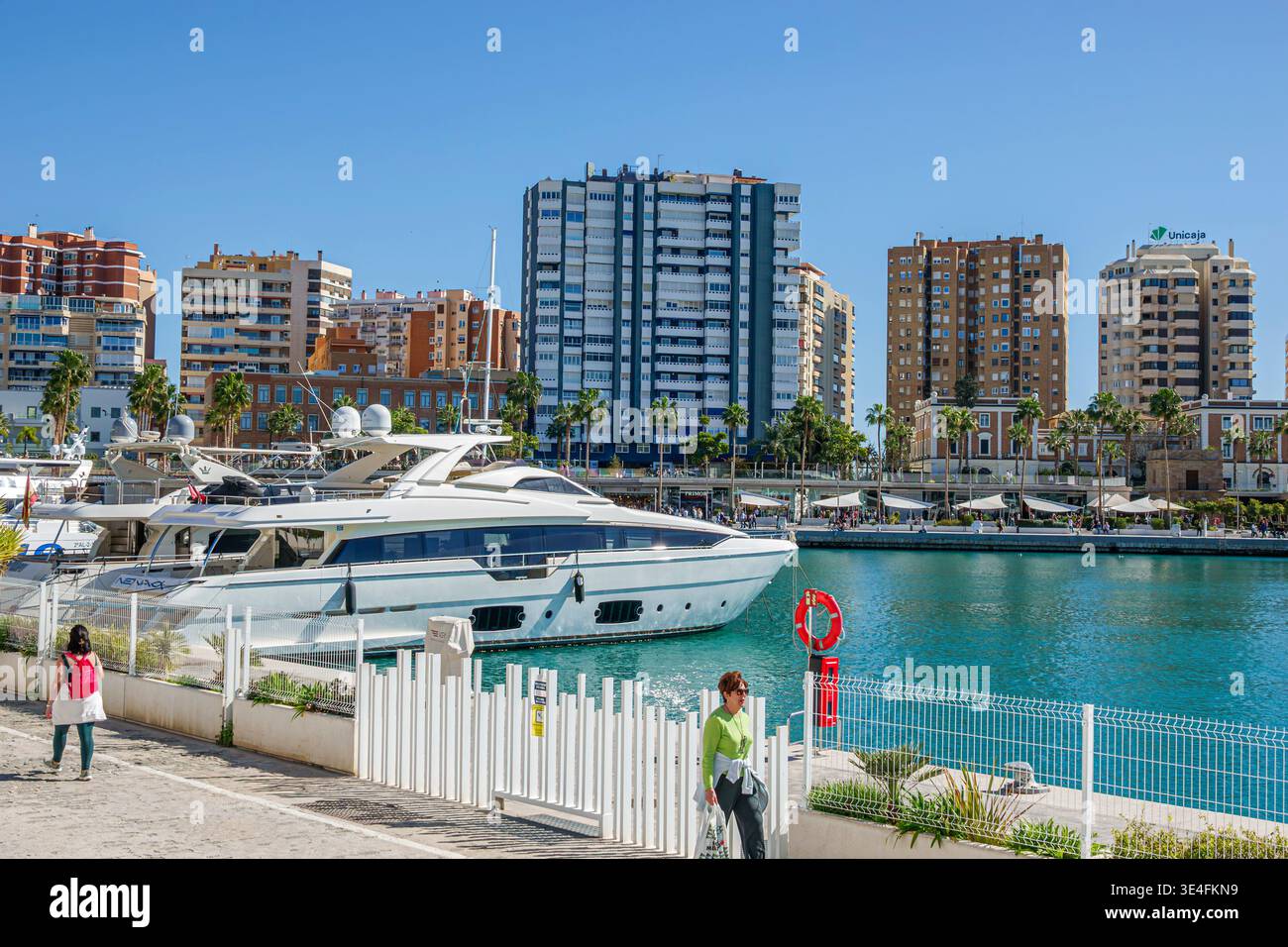 Malaga Espagne,Andalousie,Puerto de Malaga,Muella 2 Pier,Palmeral de Las Sorpresas,promenade publique,espace vert urbain,quai baie de Malaga,Méditerranée se Banque D'Images