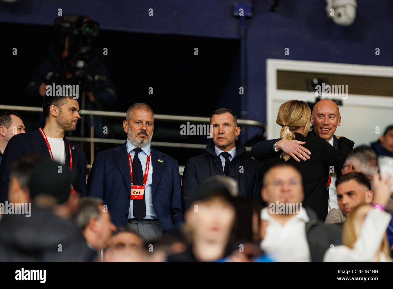 Andriy Shevchenko et Andriy Pavelko vus lors de la Coupe du monde européenne 2026 jouent contre le match de demi-finale entre les équipes nationales de l'Ukraine et de la Suède (Ern Banque D'Images