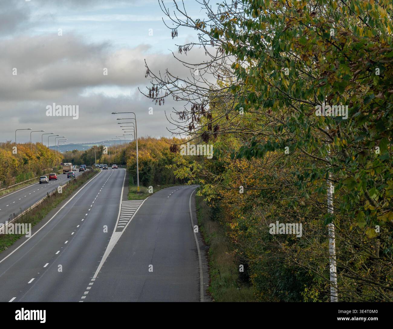 Une bretelle rejoignant l'A27 à Havant, Hampshire UK Banque D'Images