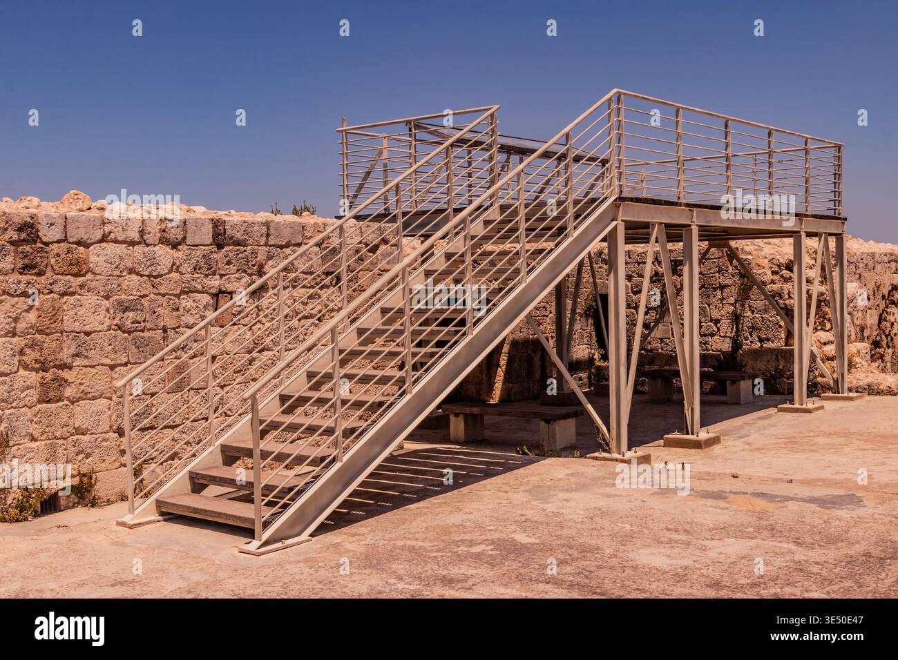 Plate-forme d'observation à la citadelle de la forteresse de Tripoli, Liban Banque D'Images