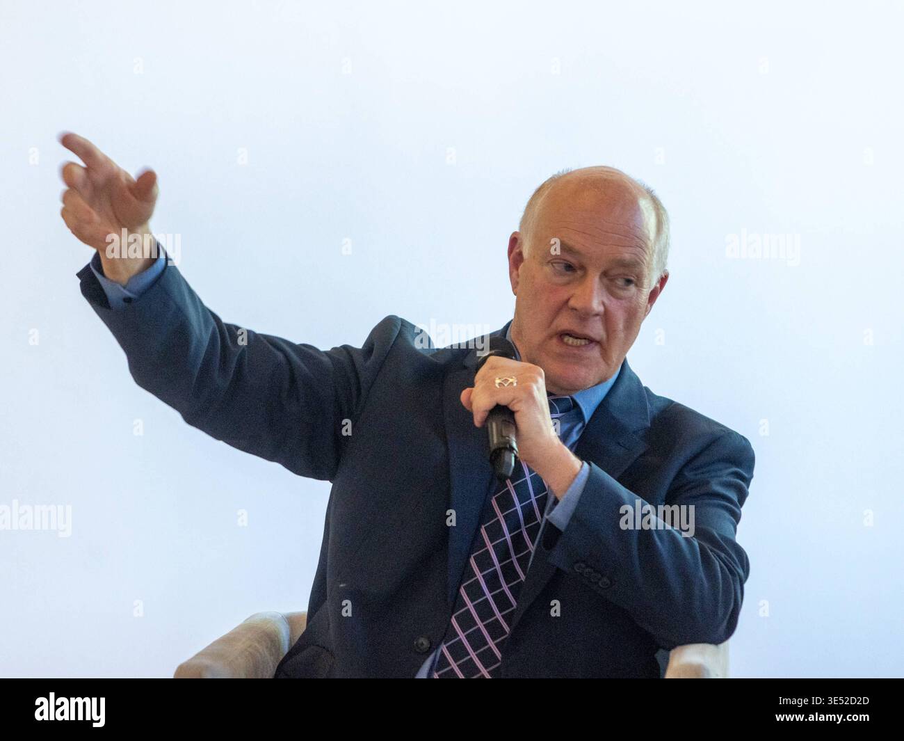 Andrew B. DENISON, Direktor von Transatlantic Networks. Tagung zum Thema USA und Deutschland wie weiter . Herbsttagung Politischer Club der öevangelische Akademie Tutzing 2025, vom 20. BIS 22.3.2026 IN TUTZING, E V A N G E L I S C H E A K A D E M I E, DEUTSCHLAND. Quelle / Copyright / Credit : Oryk HAIST *** Andrew B DENISON, Directeur des réseaux transatlantiques Conférence sur les Etats-Unis et l'Allemagne Comment procéder Conférence d'automne Club politique de la öevangelische Akademie Tutzing 2025, du 20 au 22 3 2026 à Tutzing, E V A N G E l I S C H E A K A d E M I E, Allemagne source Copyright Credit Oryk Banque D'Images