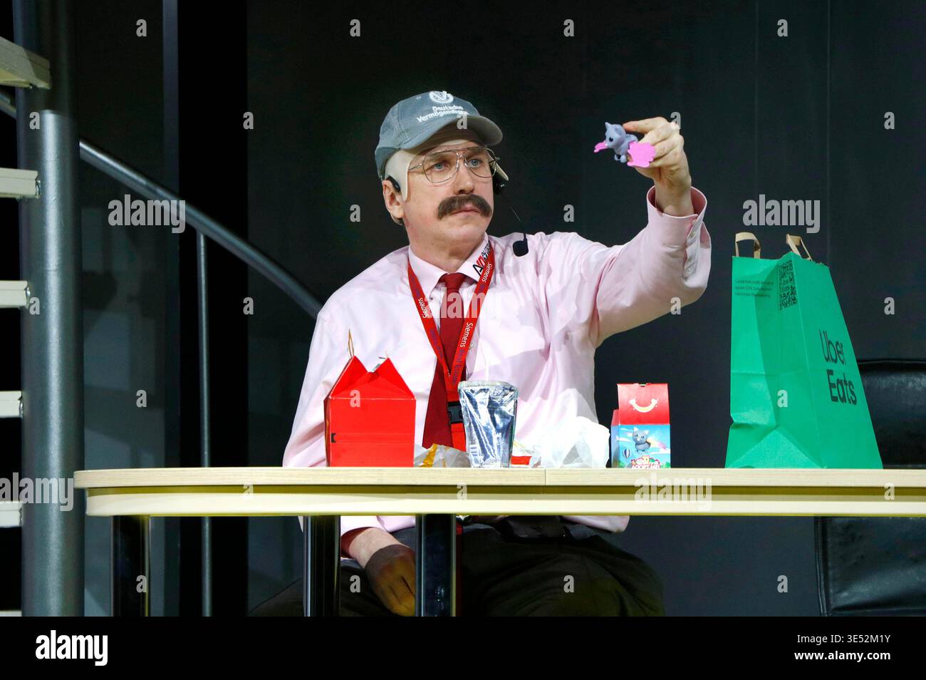Lars Eidinger à la répétition photo pour la pièce 'Der Geizige' au Schaubühne. Berlin, 30.03.2026 Banque D'Images