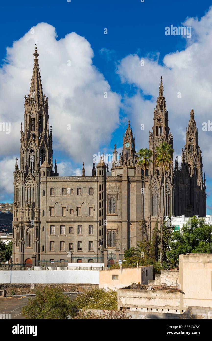 Espagne, îles Canaries, île de Gran Canaria, Arucas, église de San Juan Bautista Banque D'Images
