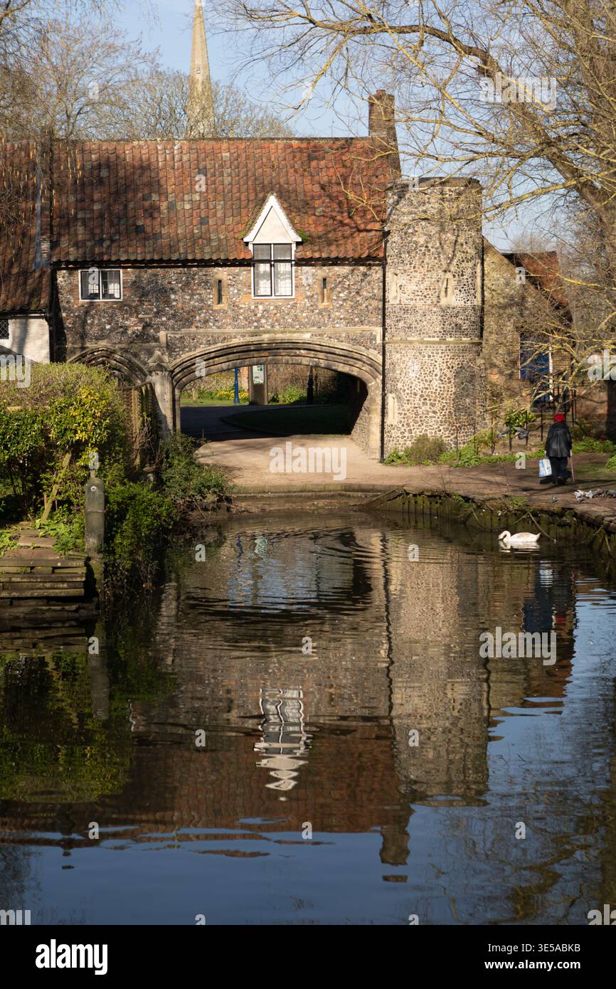 Watergate, Pulls Ferry, Riverside Walk, River Wensum, Norwich, Norfolk, 2026 Banque D'Images
