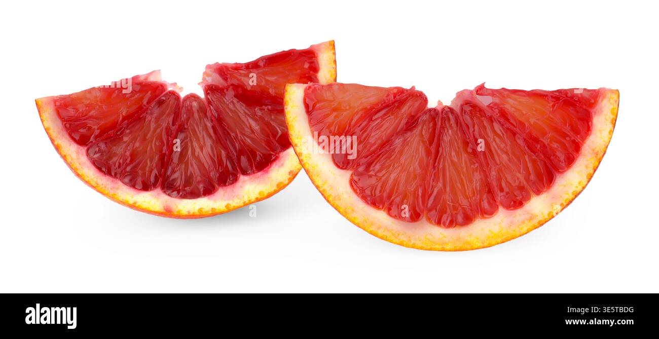 Tranches d'orange sicilienne juteuse isolées sur blanc Banque D'Images