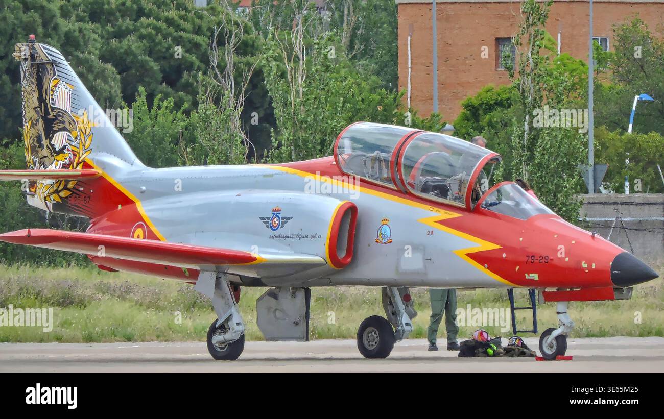 Avion de la patrulla Águila con la decoración en su cola de una Águila Banque D'Images