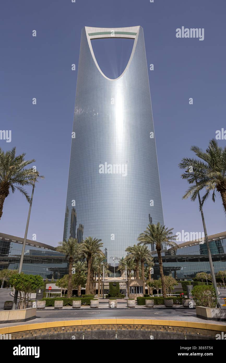 Riyad skyline Kingdom Centre Tower monument gratte-ciel à Riyad, Arabie Saoudite Banque D'Images