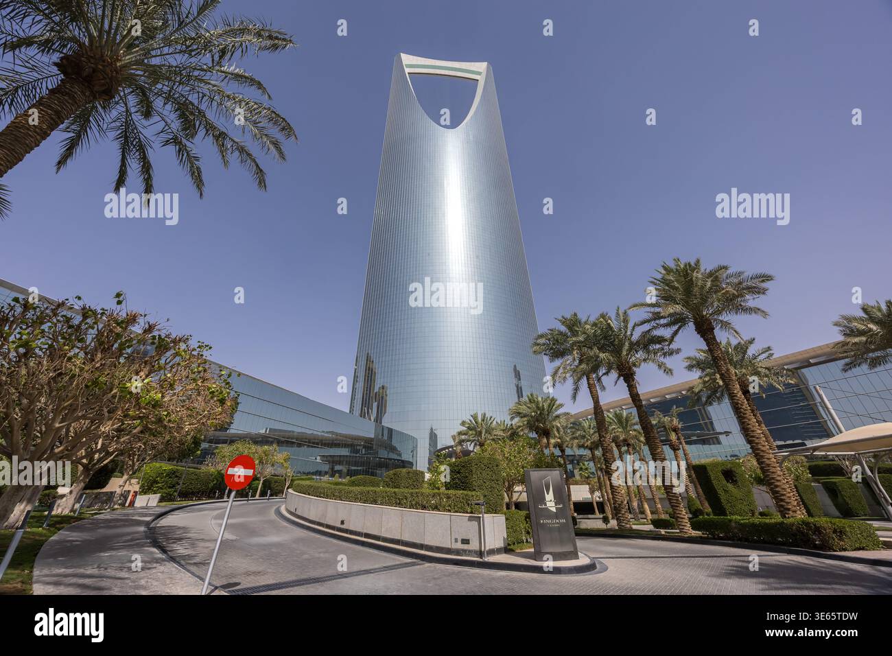 Riyad skyline Kingdom Centre Tower monument gratte-ciel à Riyad, Arabie Saoudite Banque D'Images