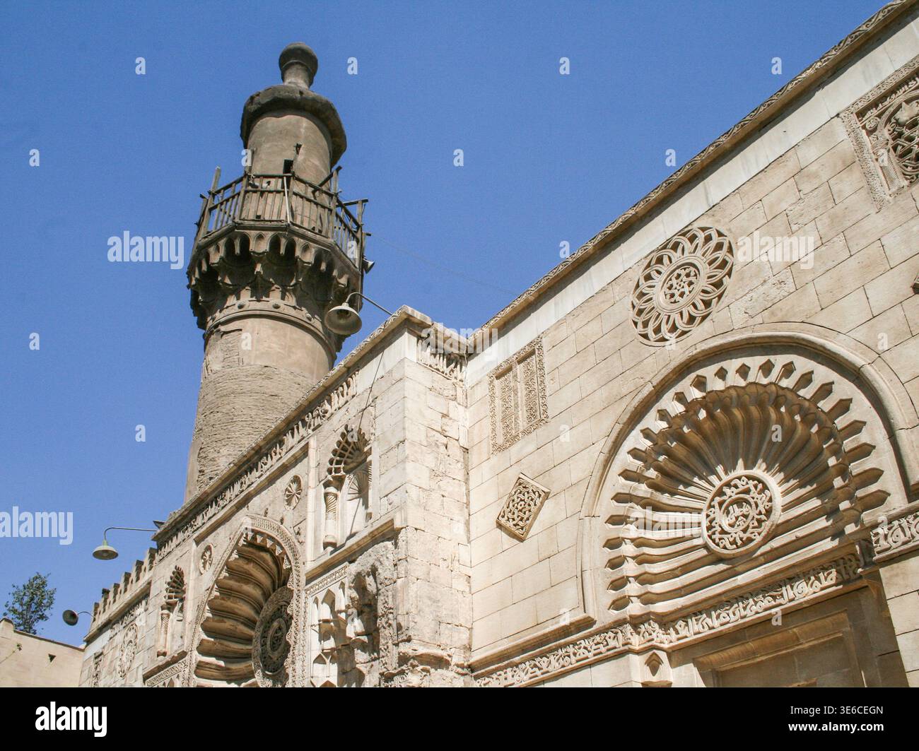 Mosquée Al-Aqma alias 'Moonight Mosquée' dans la zone islamique historique du Caire, Egypte. Banque D'Images
