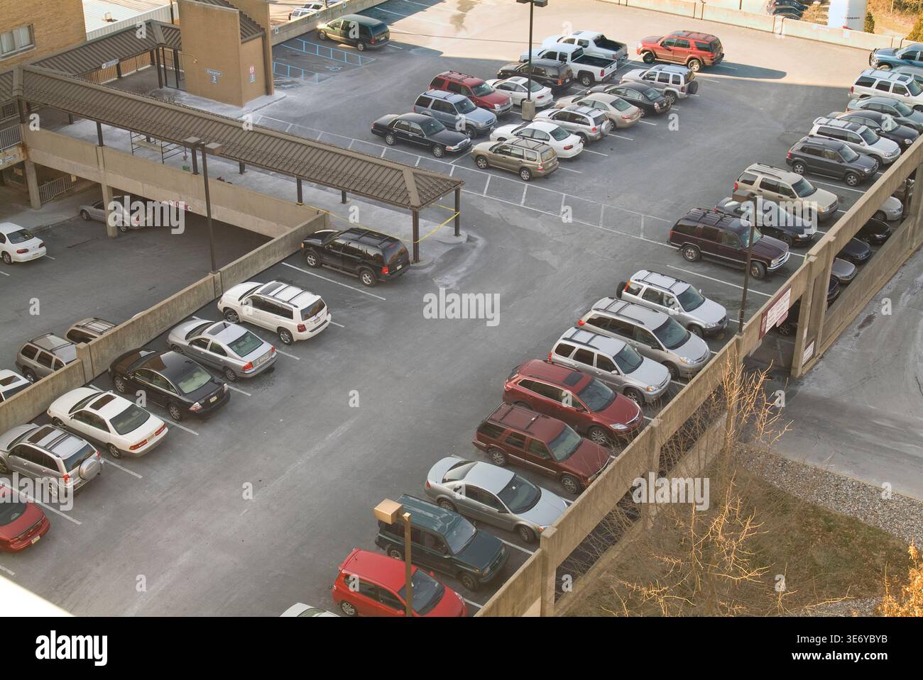 Vue aérienne du parking à plusieurs niveaux, Philadelphie, États-Unis Banque D'Images
