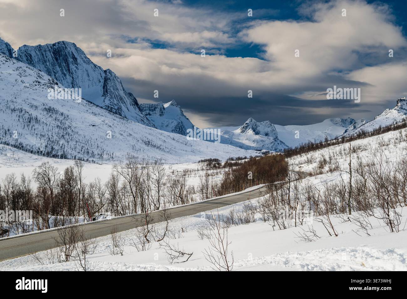 Paysage hivernal pittoresque, Senya Island, Troms, Norvège Banque D'Images