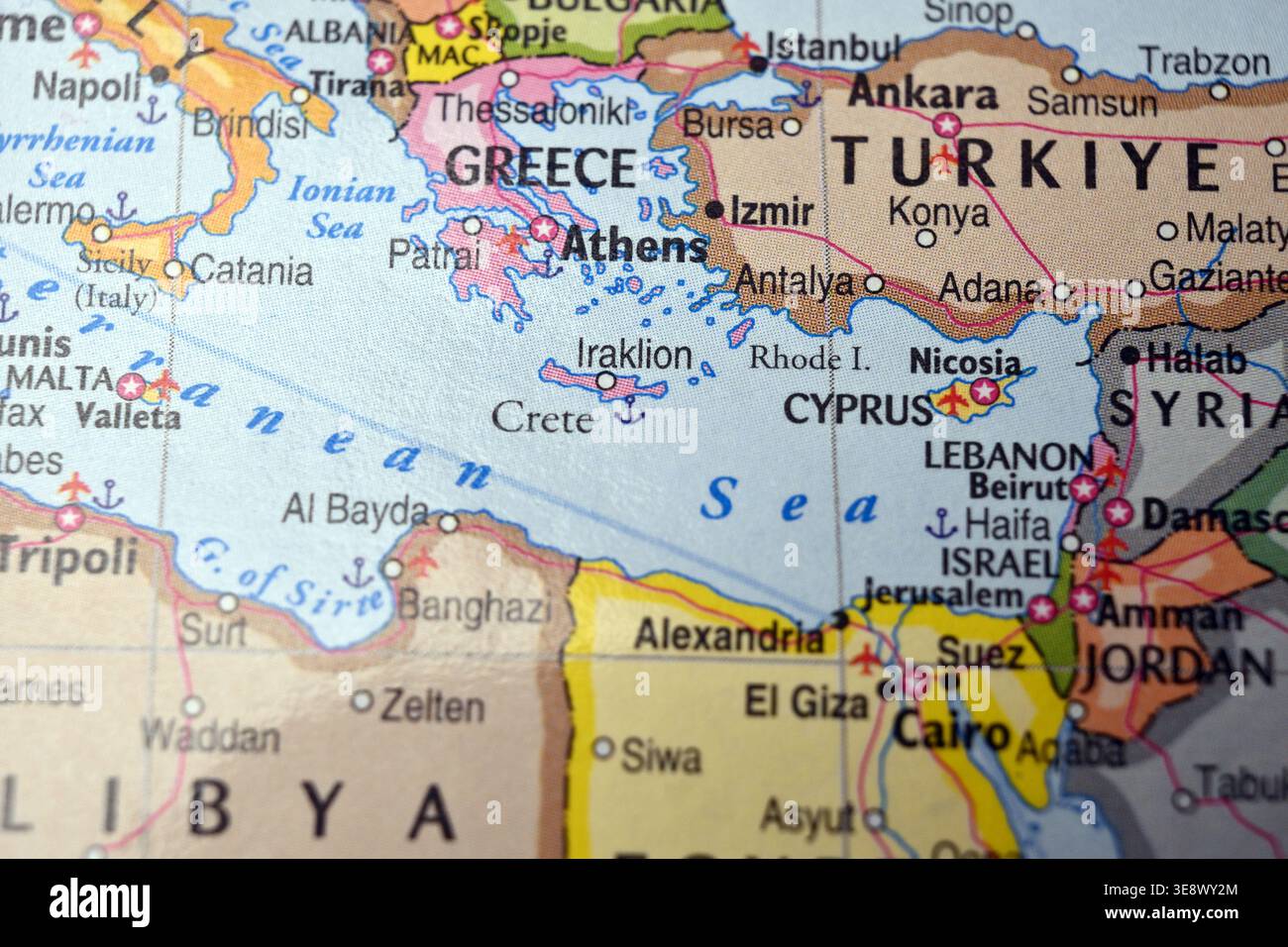Iraklion Crète Grèce Fermer Bokeh carte du monde Macro image géographique défocalisée Banque D'Images