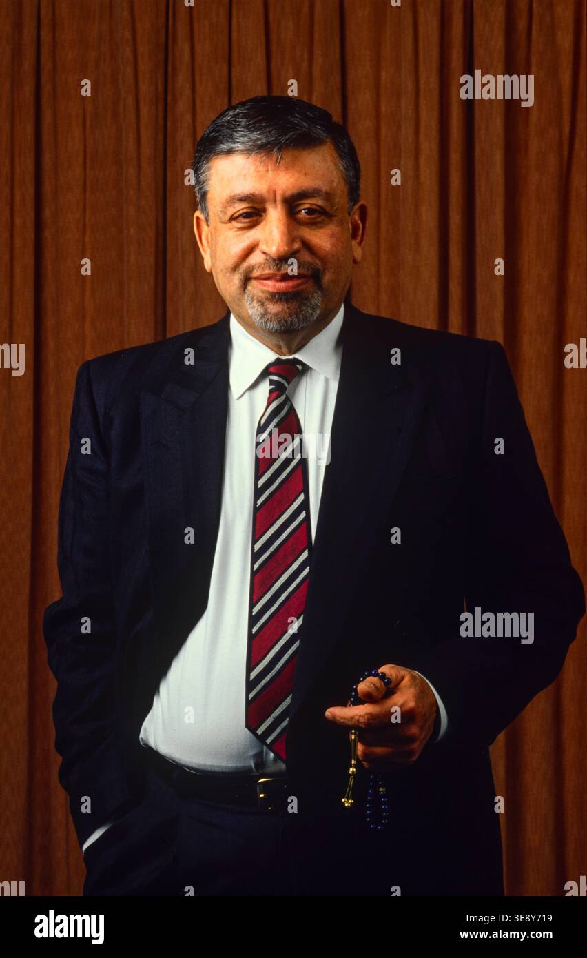Ishan BarDjibouti, Londres 1989. Il est né en Irak, a vécu à Londres et était un marchand d'armes et un riche homme d'affaires. Il a été impliqué dans des contrats pétroliers saoudiens et dans des usines chimiques pour la Libye de Gadaffi. Banque D'Images