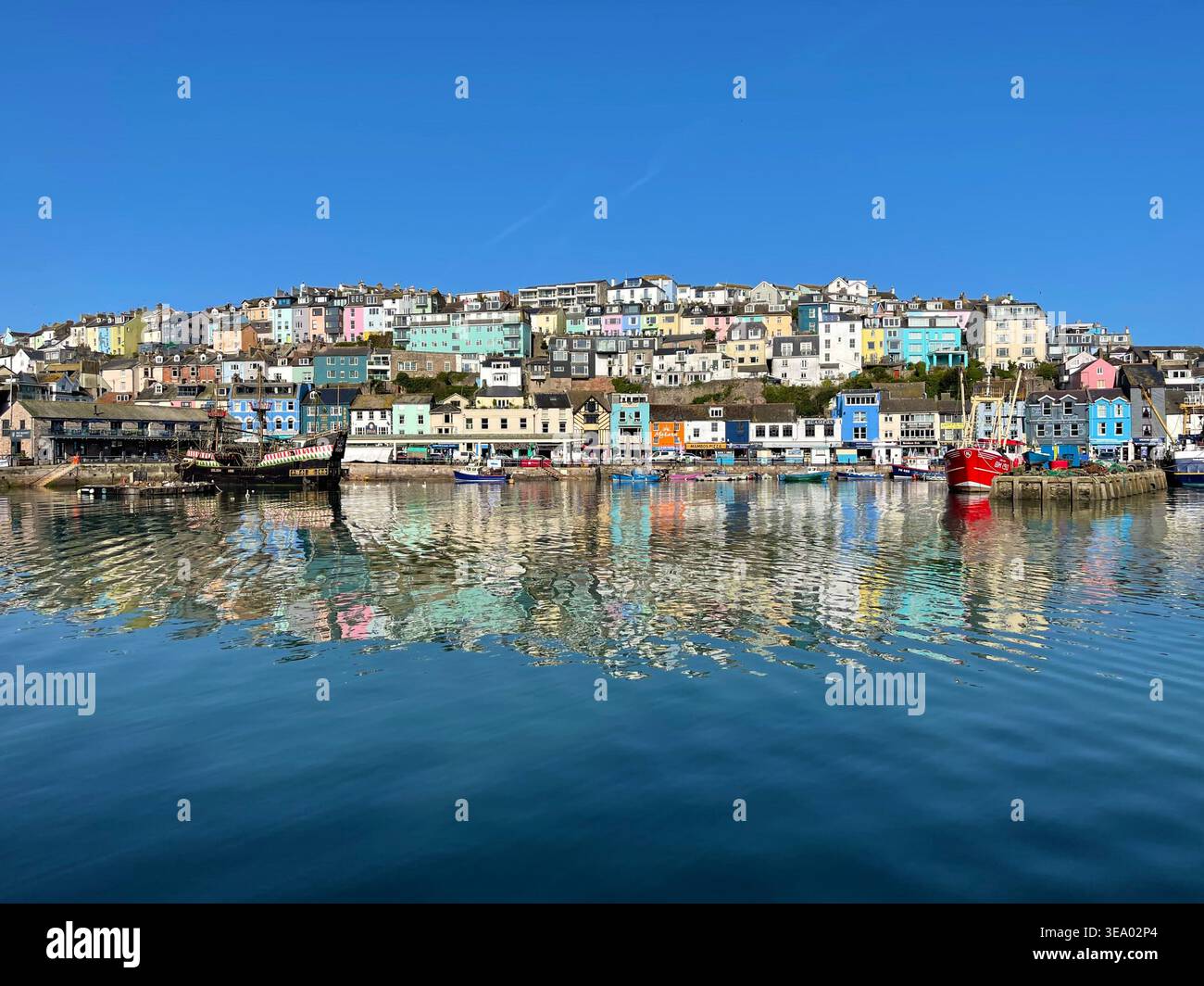 La pittoresque ville balnéaire de Brixham, Devon Banque D'Images