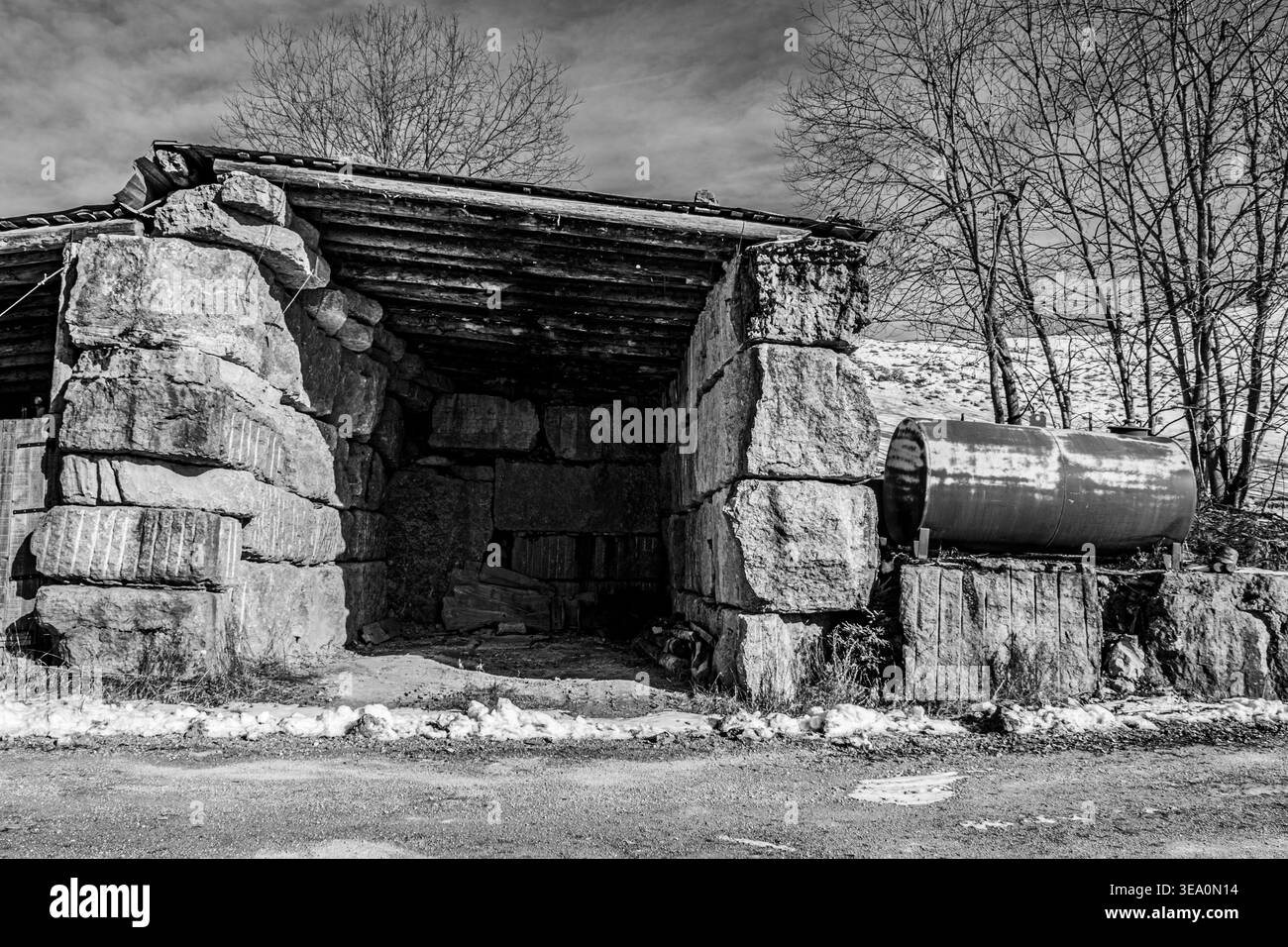 Carrière de marbre abandonnés-sur le plateau d'Asiago, Veneto, Italie. Banque D'Images