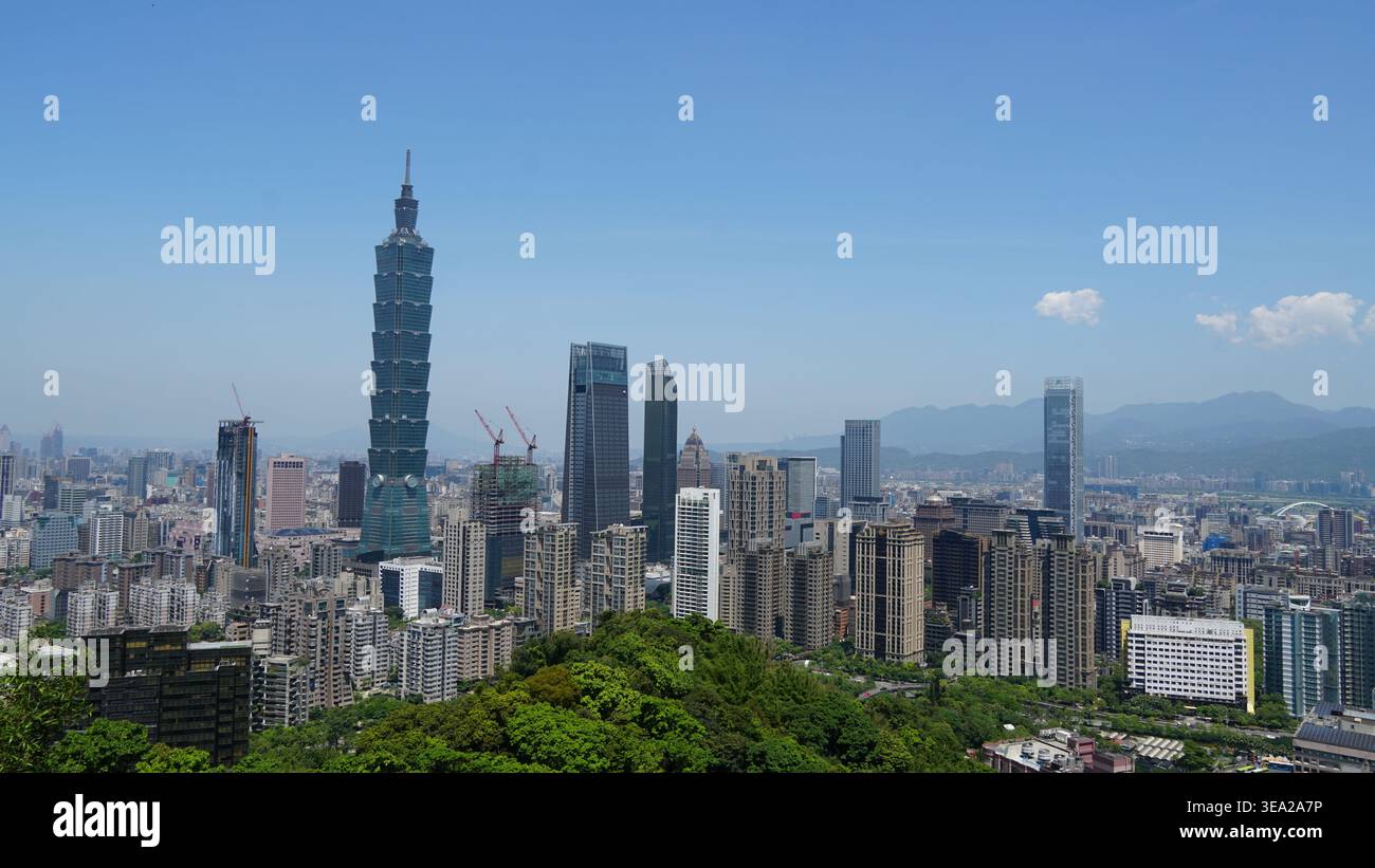 Taipei Skyline : le cœur de Taïwan moderne Banque D'Images