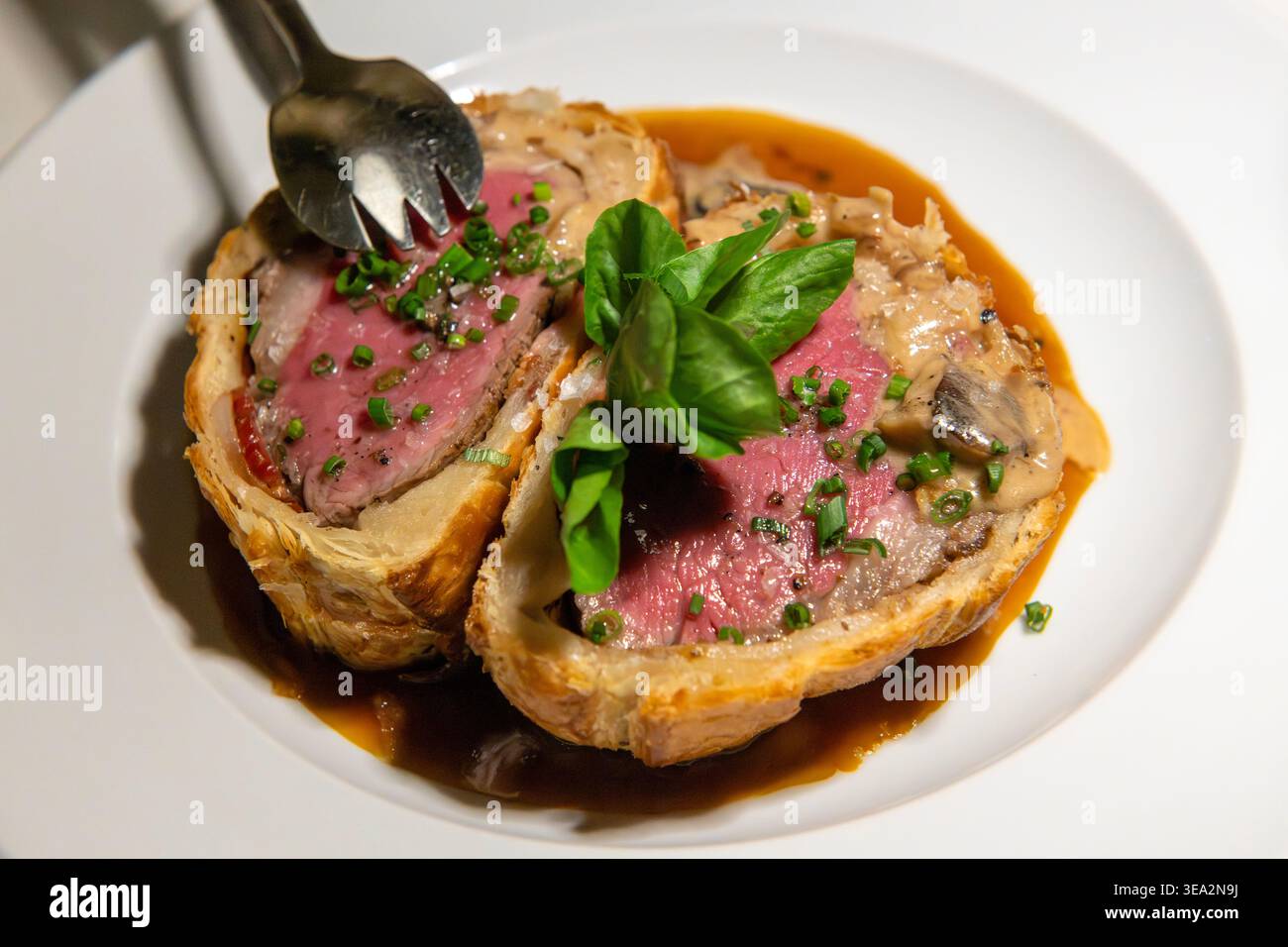 Beef Wellington au Kimberley, Austin, Texas, 18 novembre, 2025. (photo de John Anderson) Banque D'Images