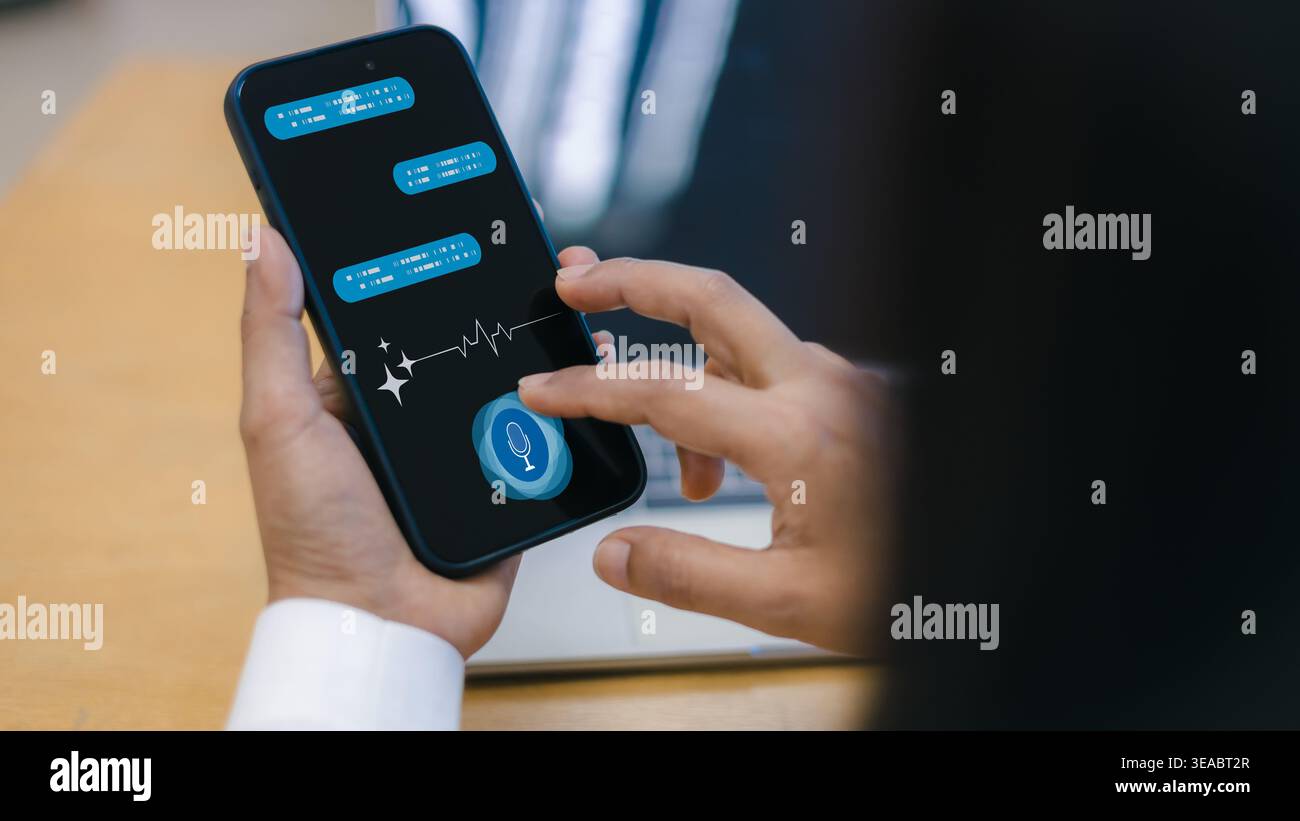Technologie d'assistant vocal ai sur smartphone, application de chatbot mobile avec reconnaissance vocale, communication numérique intelligente avec intelligence artificielle Banque D'Images