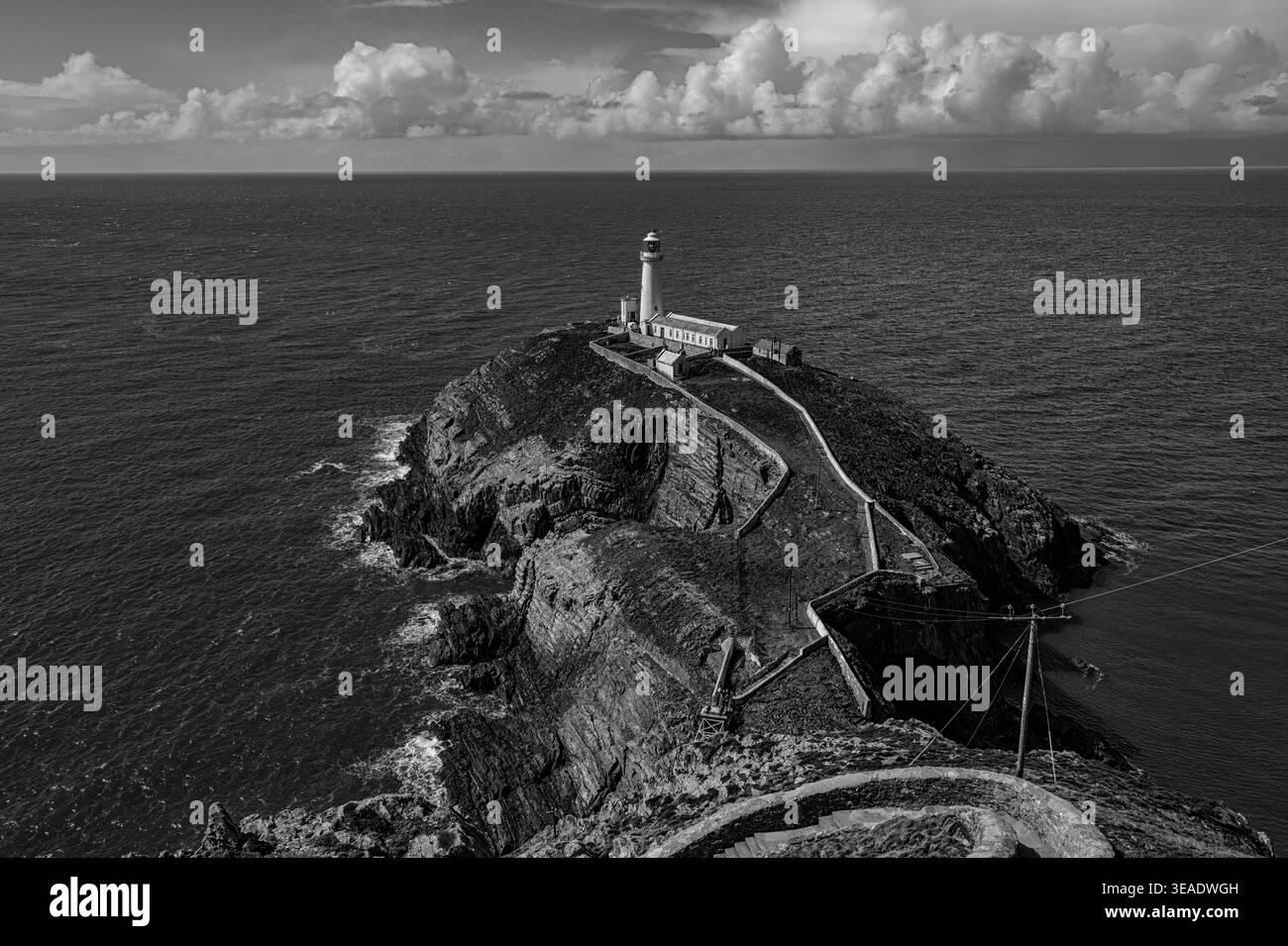Paysage côtier à South Stack sur Holy Island, Anglesey, pays de Galles du Nord, Royaume-Uni. Banque D'Images