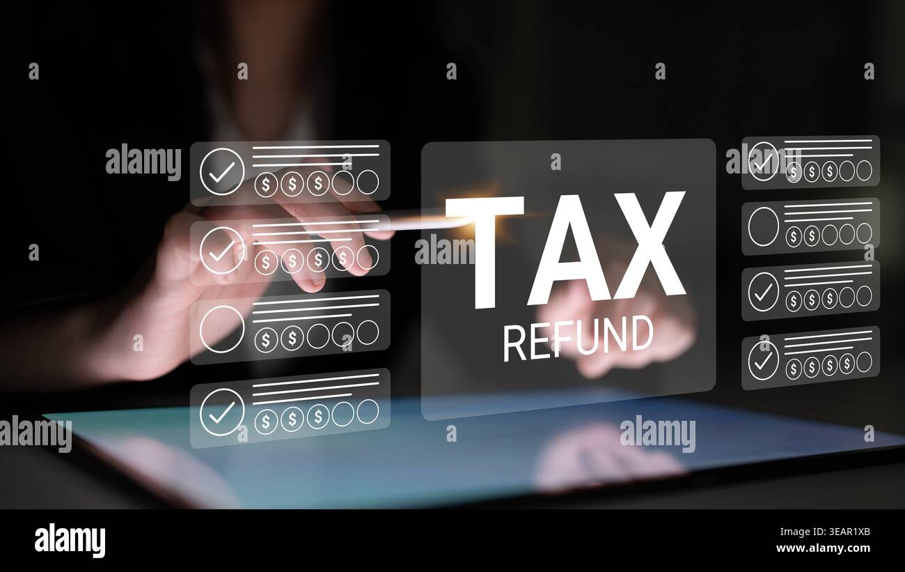 Une représentation numérique du processus de remboursement d’impôt, mettant en vedette un utilisateur interagissant avec un smartphone, mettant l’accent sur la technologie financière moderne dans l’obscurité Banque D'Images