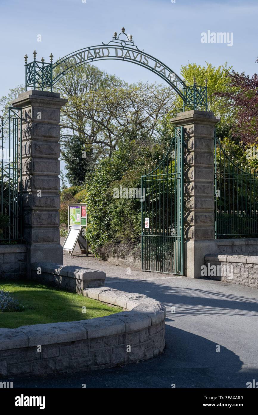 ST HELIER, JERSEY, ÎLES ANGLO-NORMANDES - 20 AVRIL 2026 : entrée au parc Howard Davis Banque D'Images