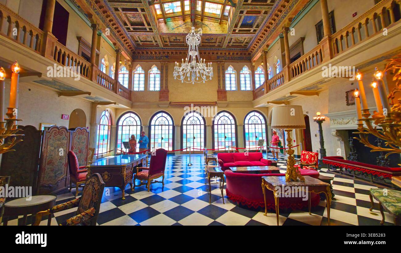 Grande salle dans Ca' d'Zan Mansion de John et Mable Ringling Museum of Art Sarasota Florida USA 04.21.2026 Banque D'Images