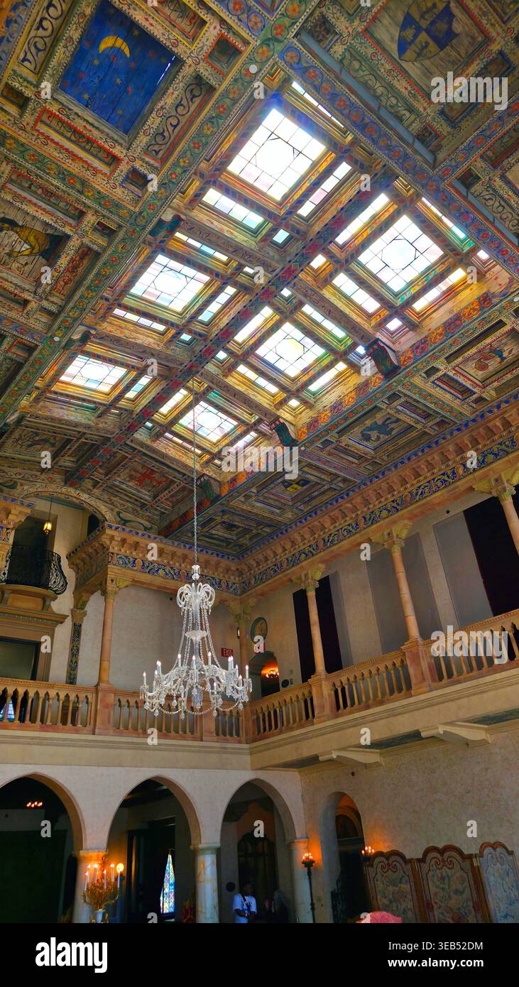 Grande salle dans Ca' d'Zan Mansion de John et Mable Ringling Museum of Art Sarasota Florida USA 04.21.2026 Banque D'Images