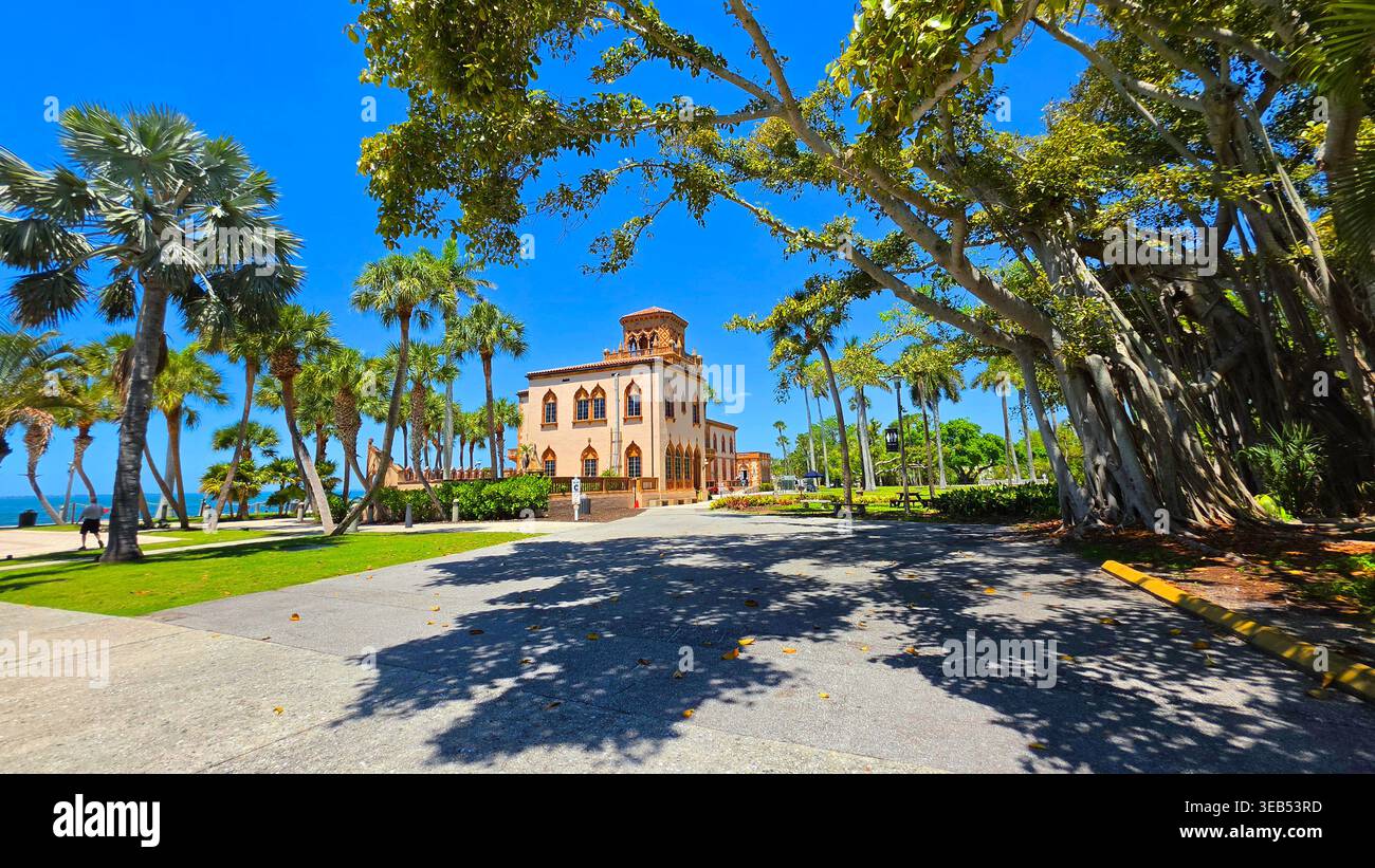 Ca' d'Zan domaine manoir de John et Mable Ringling Museum of Art Sarasota Florida USA 04.21.2026 Banque D'Images
