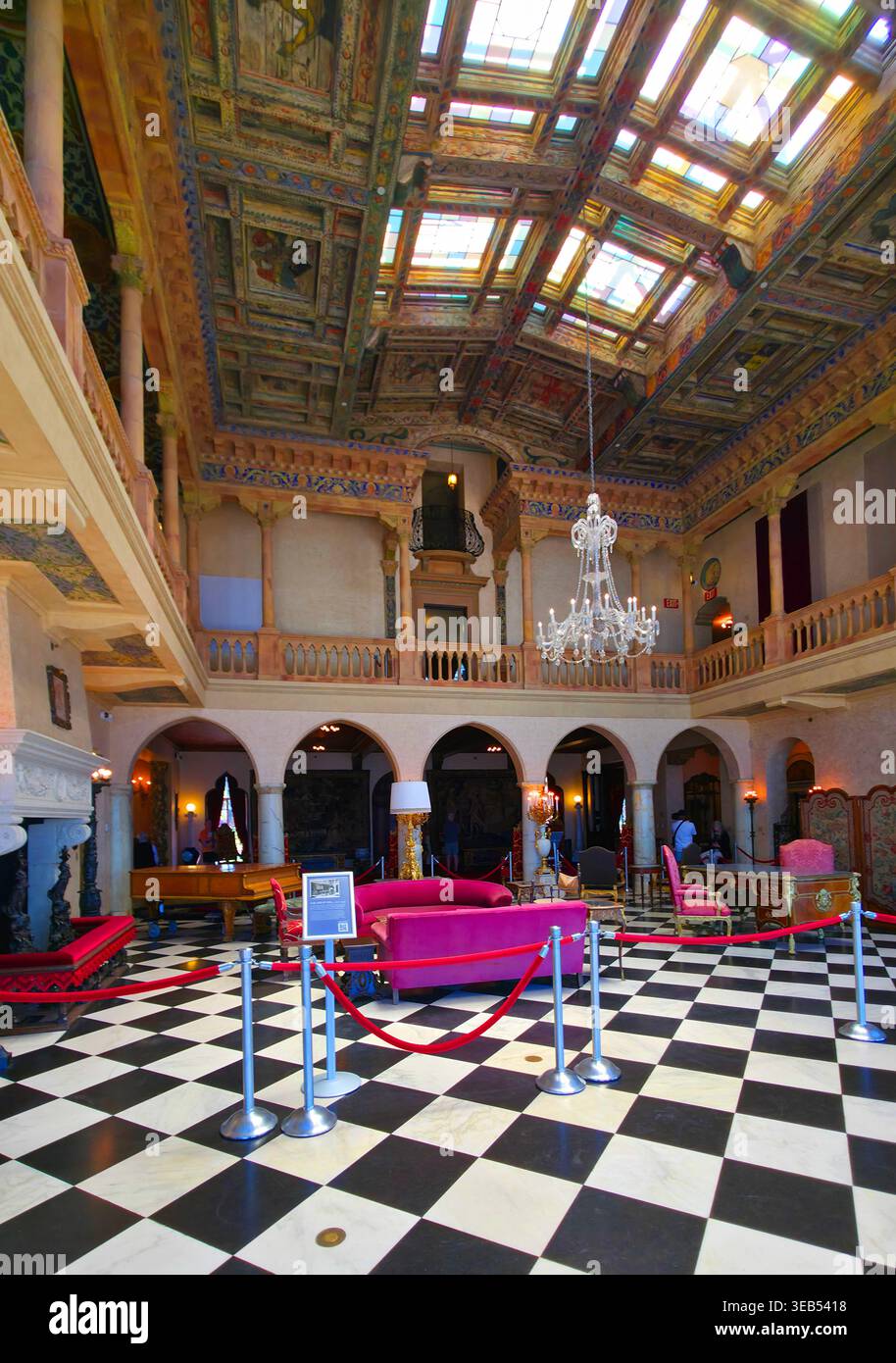Grande salle dans Ca' d'Zan Mansion de John et Mable Ringling Museum of Art Sarasota Florida USA 04.21.2026 Banque D'Images