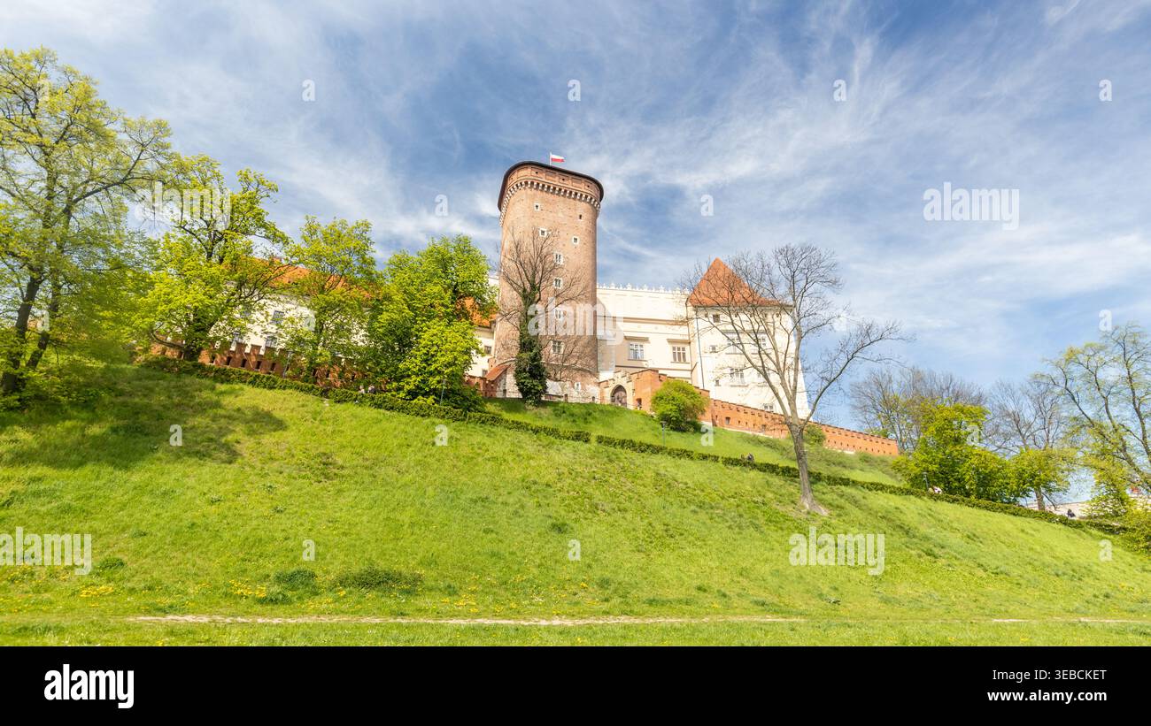 Wawel Hill à Cracovie. Château royal de Wawel. Concept de tourisme et architecture historique. 25.04.2026 Cracovie, petite Pologne Voïvodie. Pologne Banque D'Images