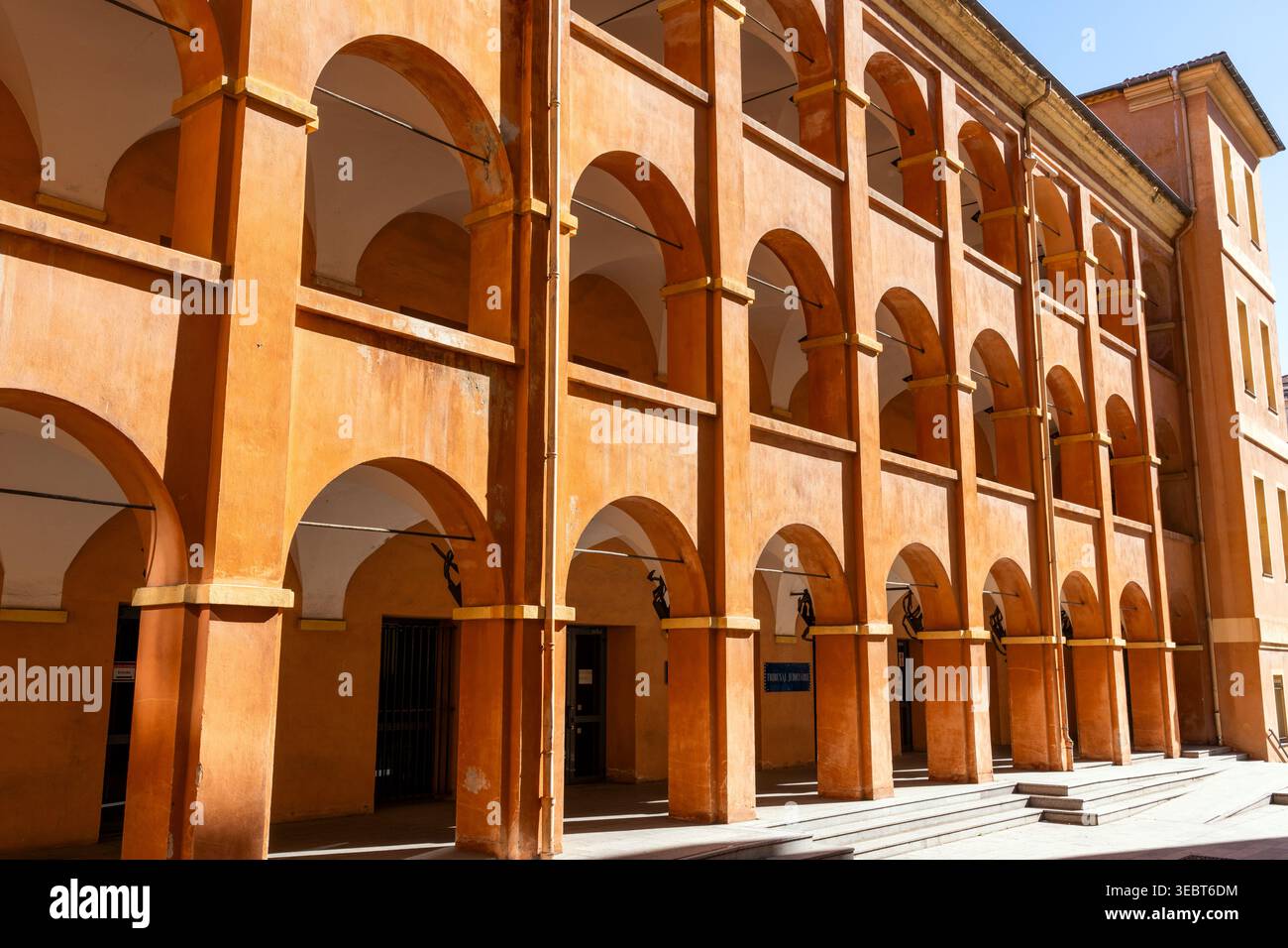 France, Nice, Palais Rusca, le Palais Rusca a été construit en 1775, et destiné à abriter la garnison de la ville. Il resta une caserne militaire Banque D'Images